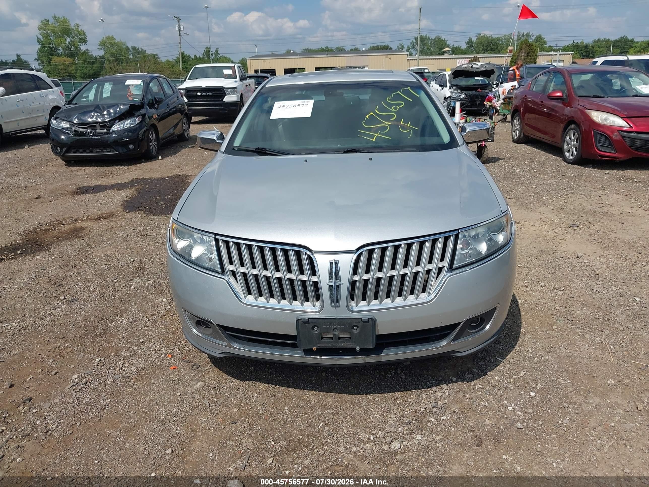 2010 Lincoln Mkz   Silver vin: 3LNHL2GC9AR641330