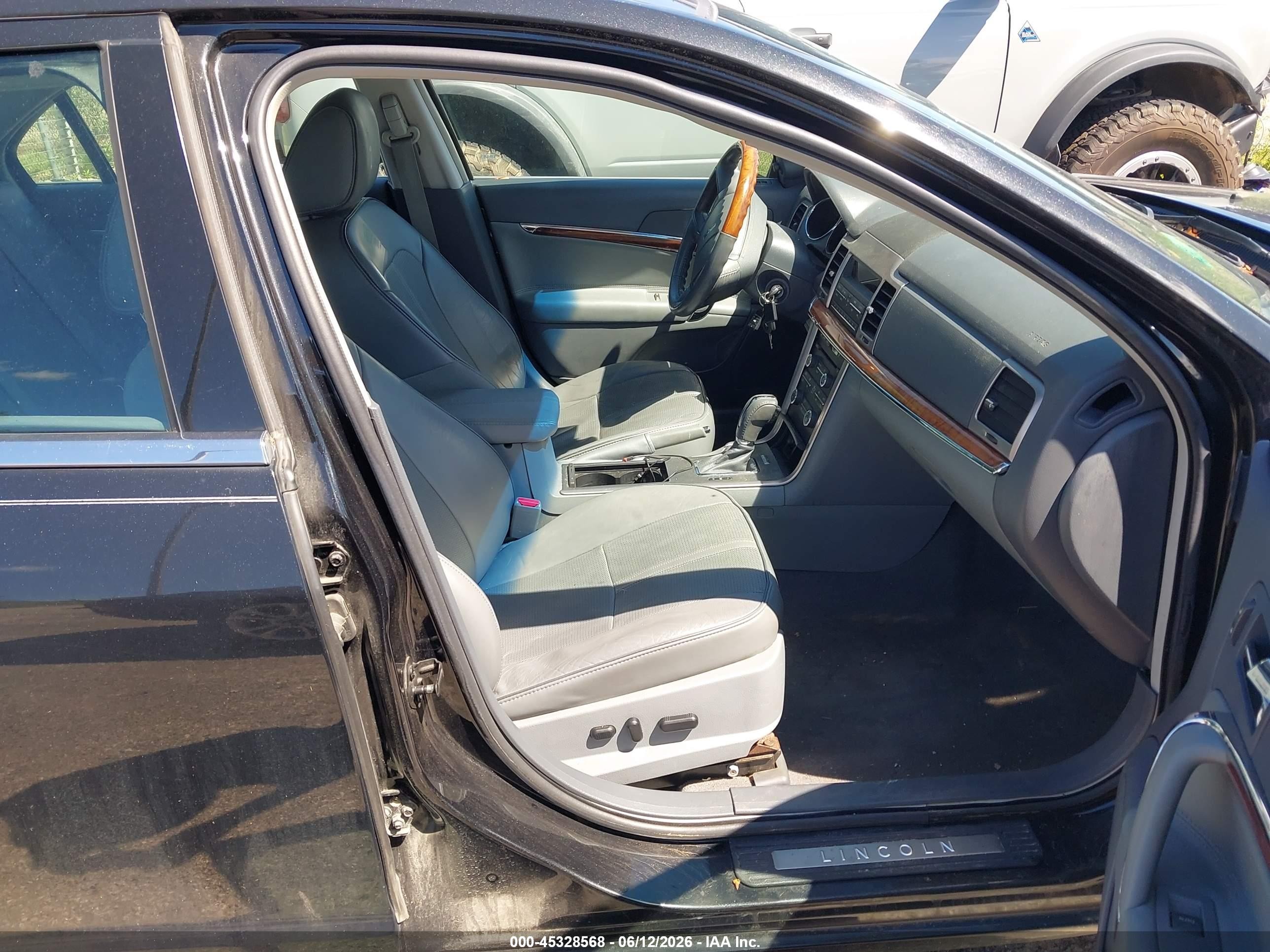 2010 Lincoln Mkz   Black vin: 3LNHL2GC9AR652781