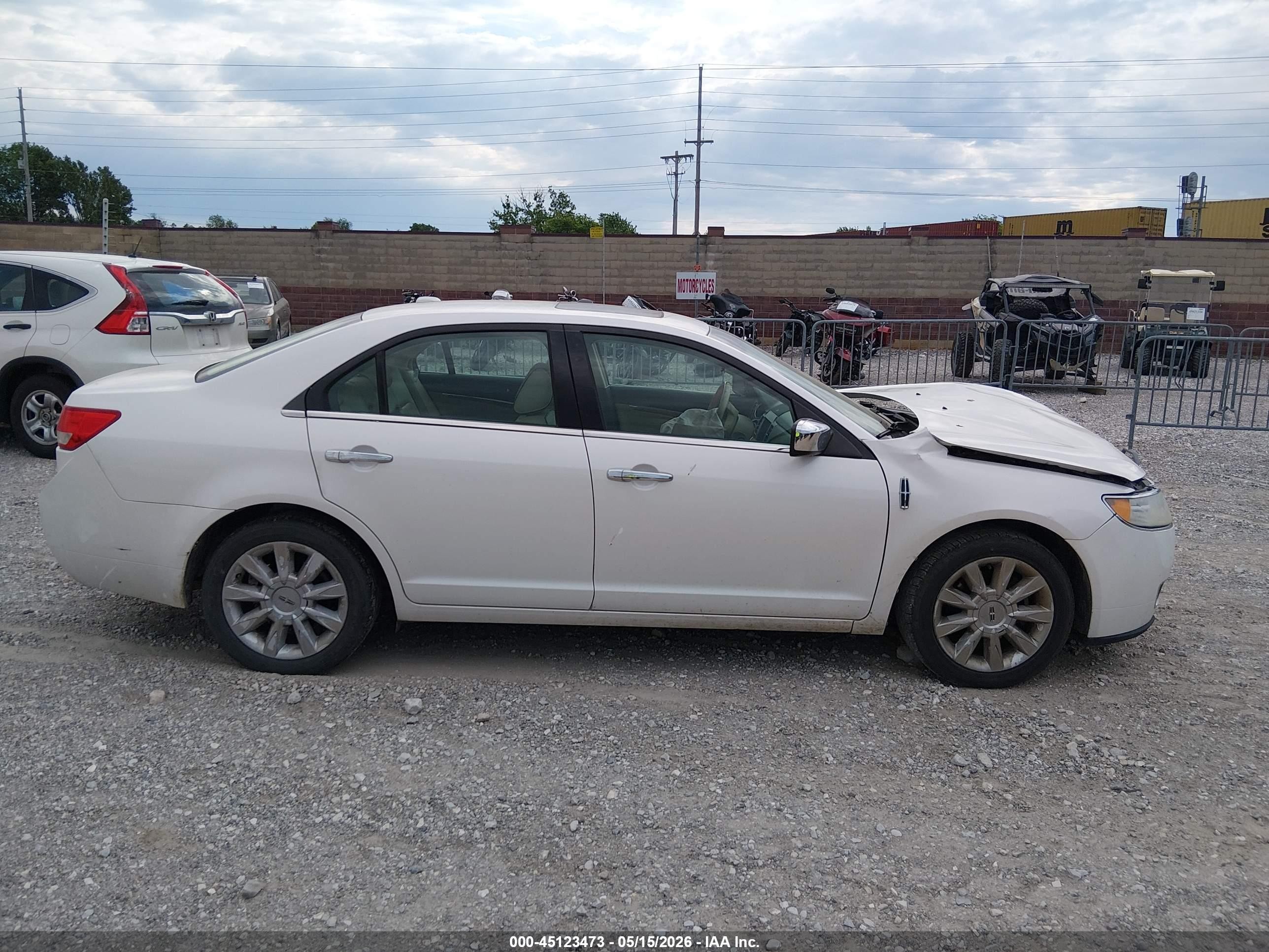 2011 Lincoln Mkz   Белый vin: 3LNHL2GC9BR762411