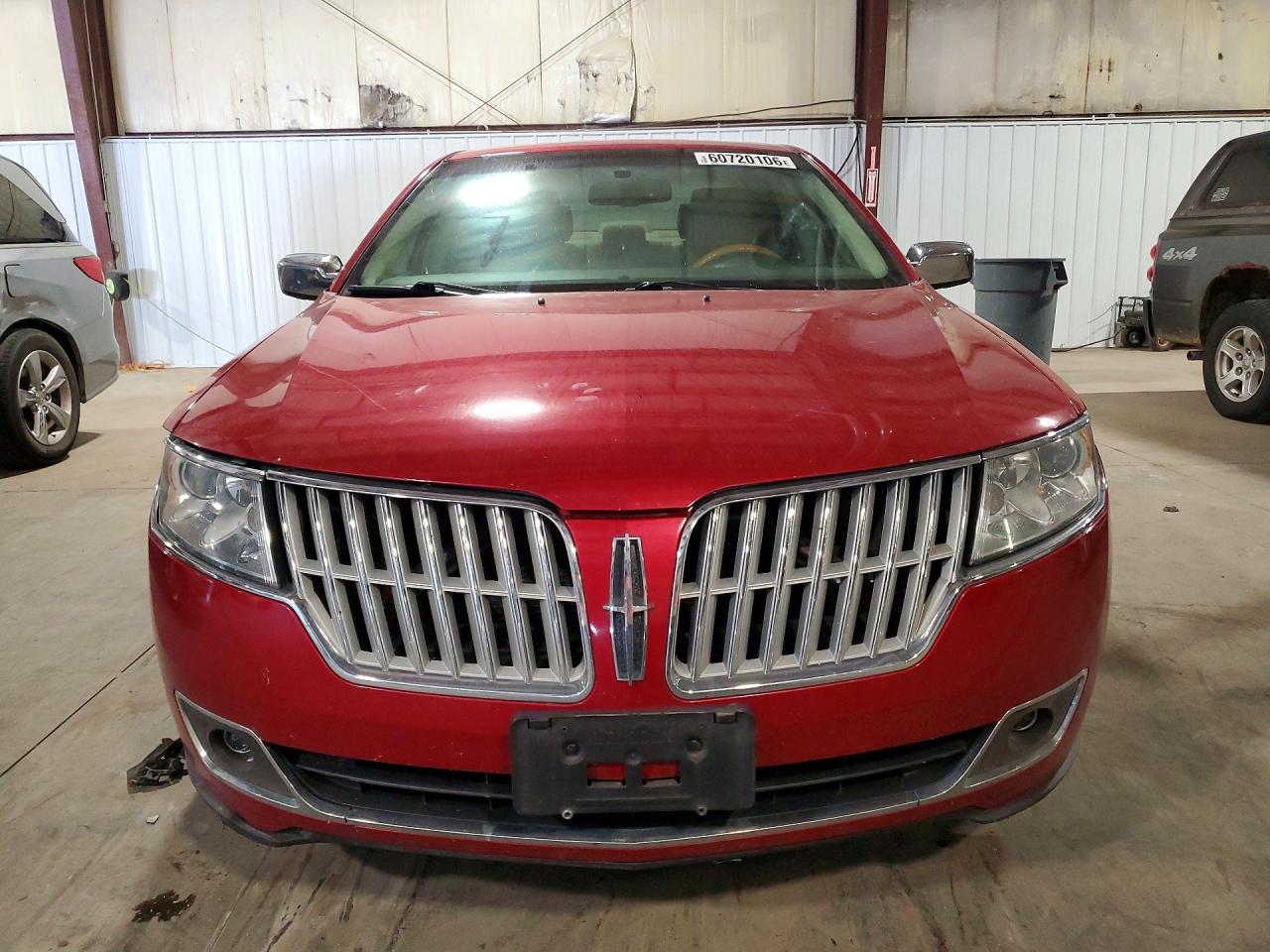 2011 Lincoln Mkz Red vin: 3LNHL2GC9BR775241