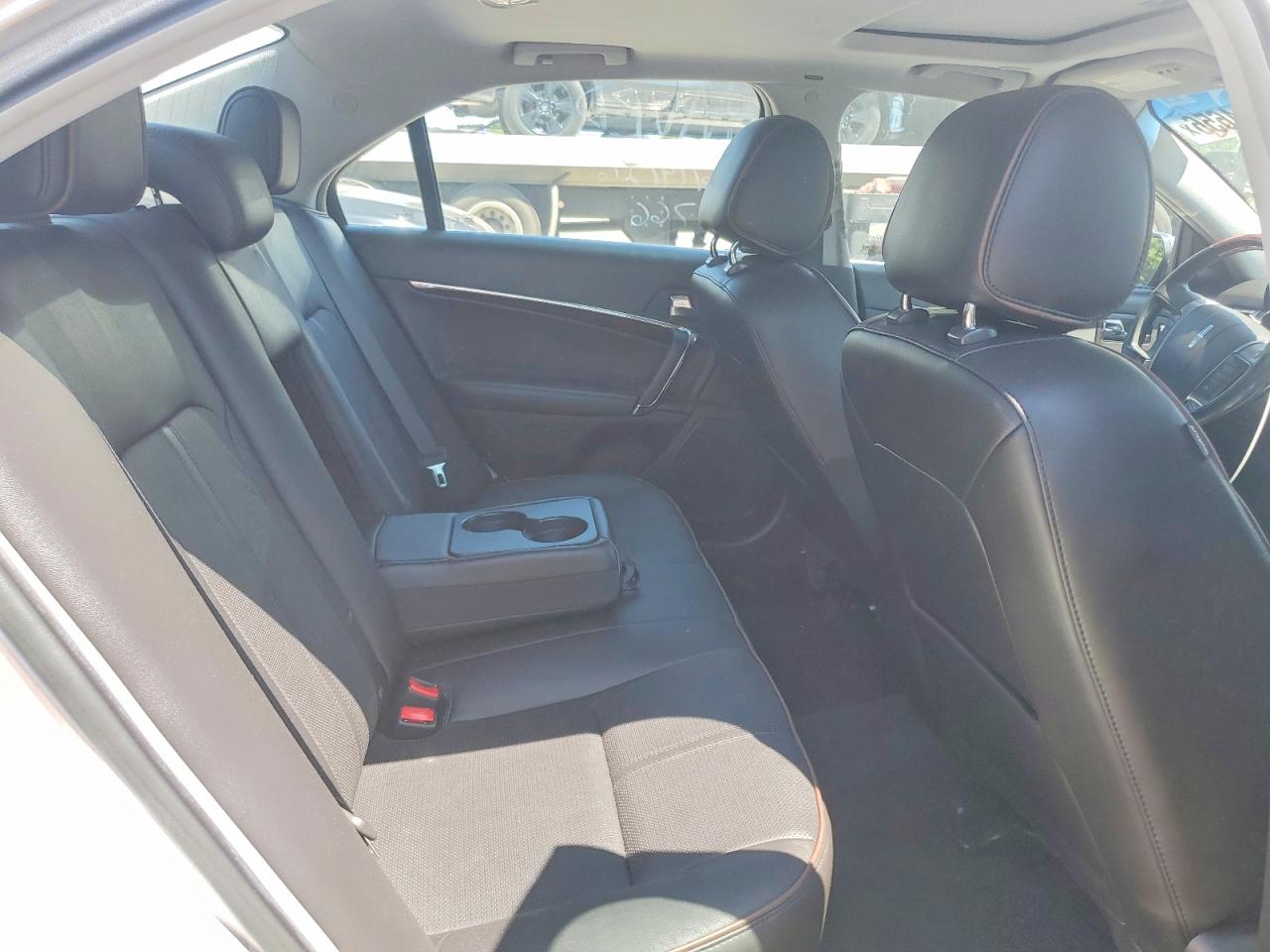 2012 Lincoln Mkz Silver vin: 3LNHL2GC9CR836766