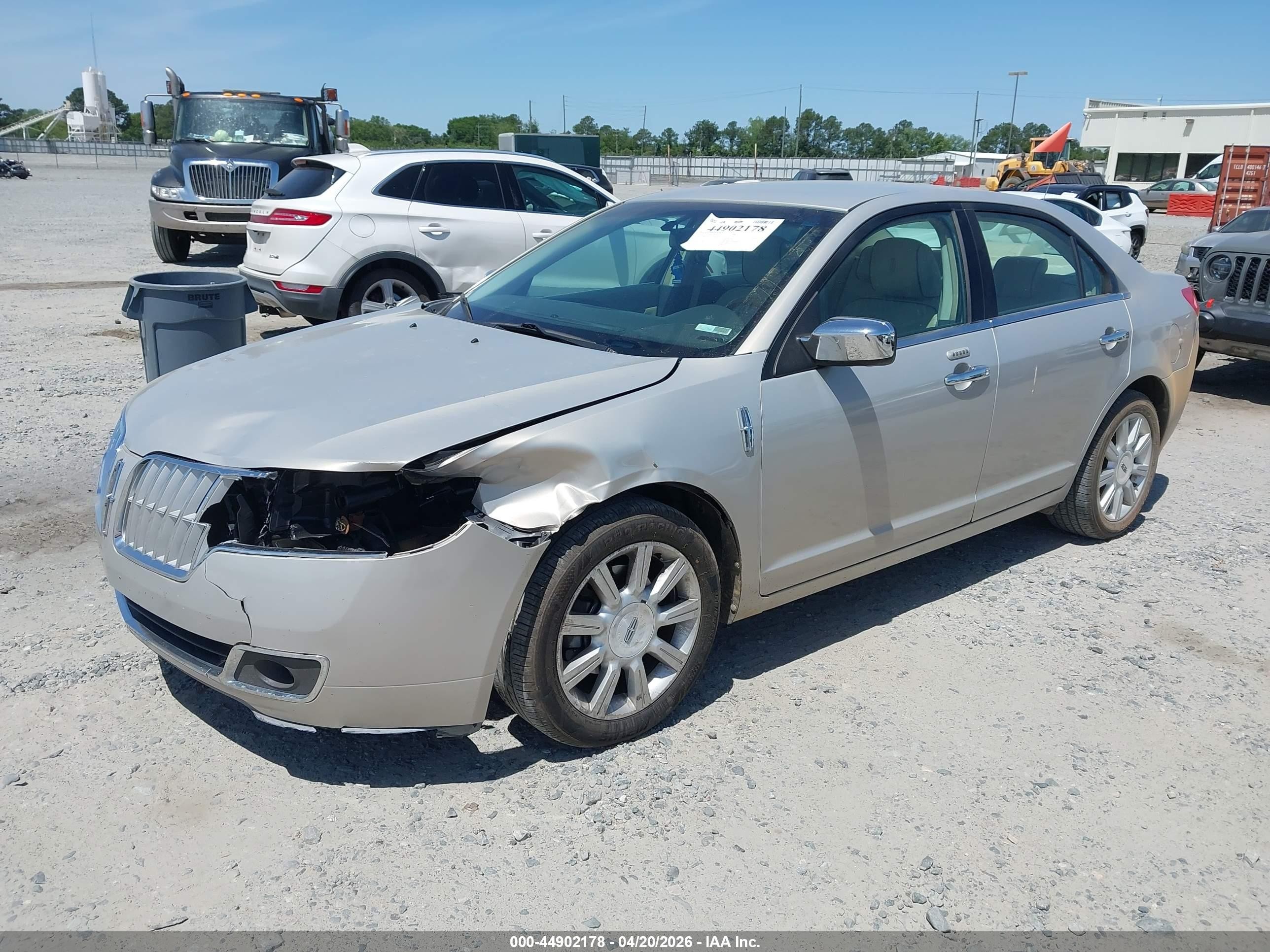 2010 Lincoln Mkz   Silver vin: 3LNHL2GCXAR750542