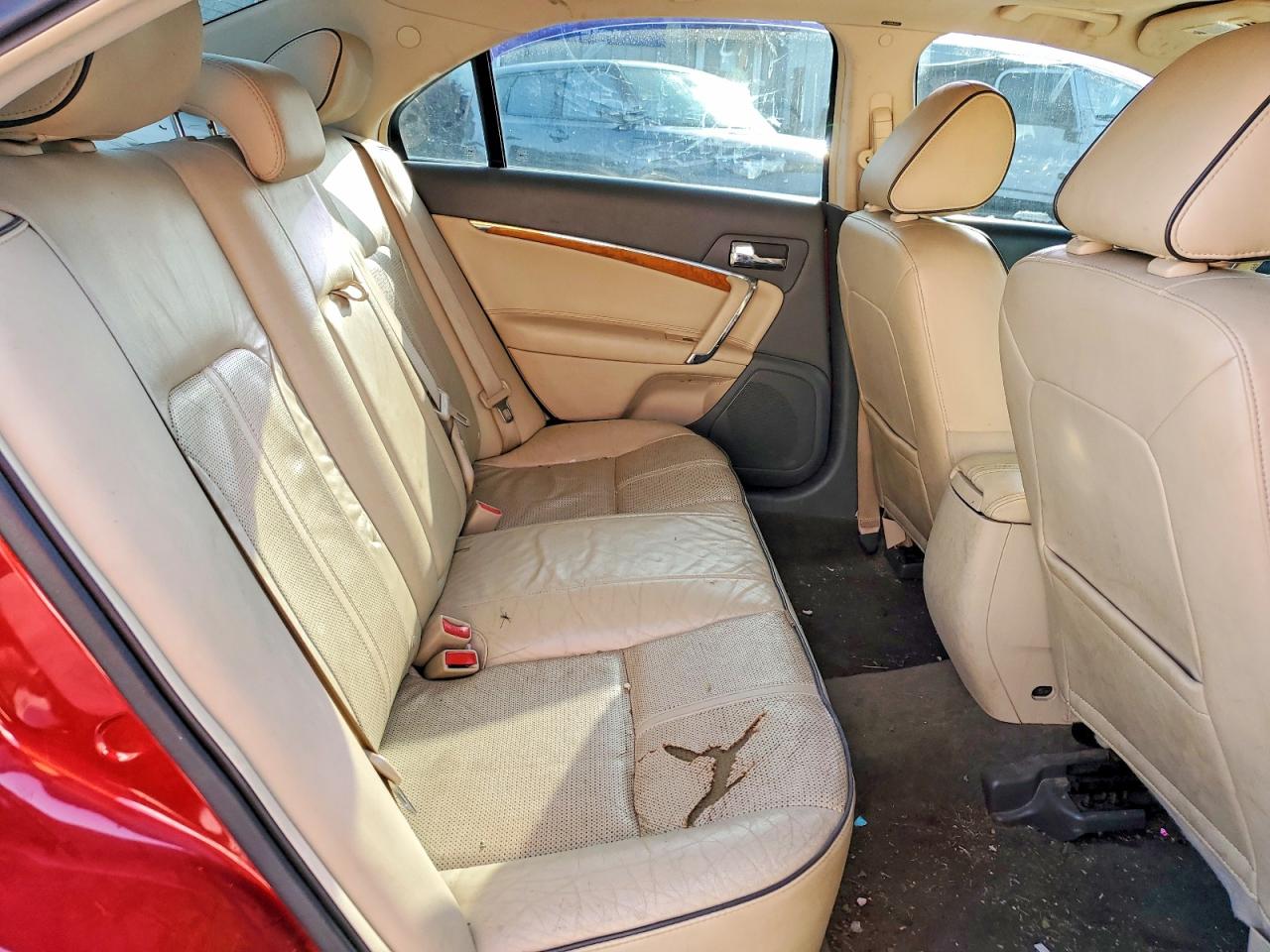 2011 Lincoln Mkz Red vin: 3LNHL2GCXBR752003