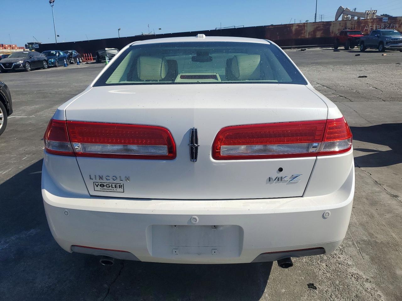 2011 Lincoln Mkz White vin: 3LNHL2GCXBR765186