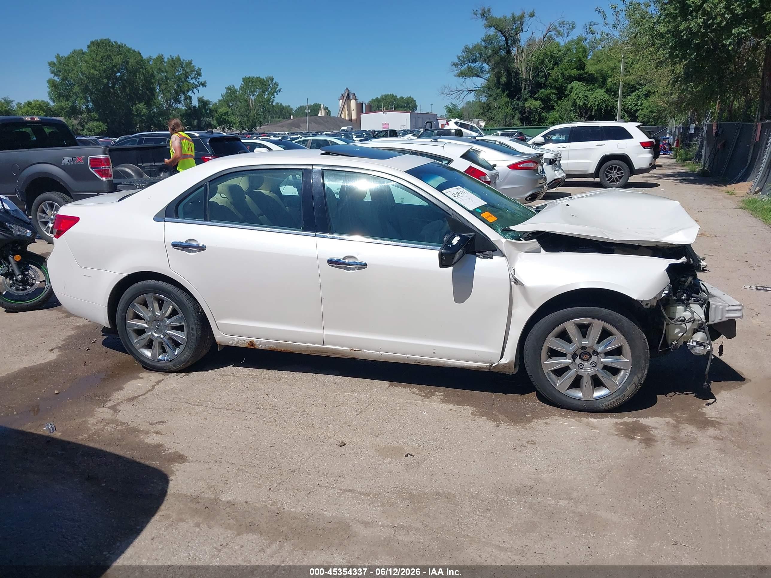 2012 Lincoln Mkz   White vin: 3LNHL2GCXCR811665