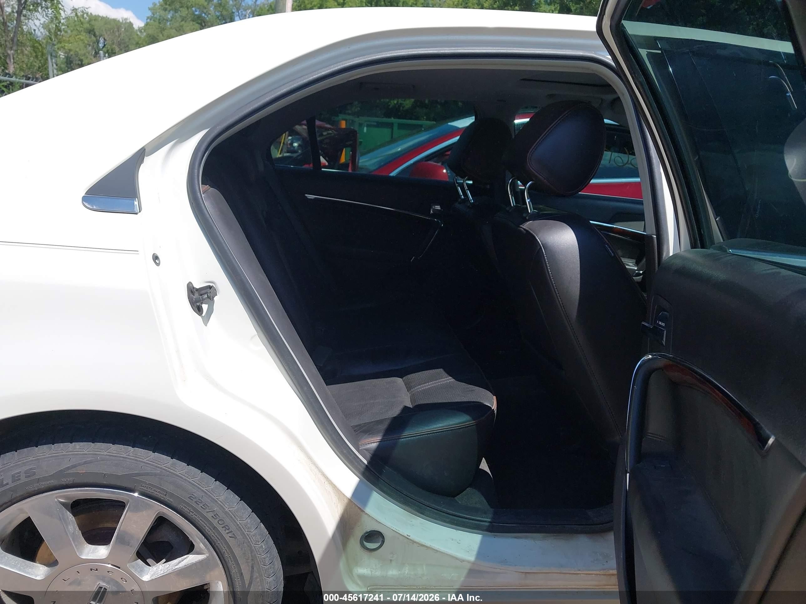 2012 Lincoln Mkz   White vin: 3LNHL2JC0CR803714