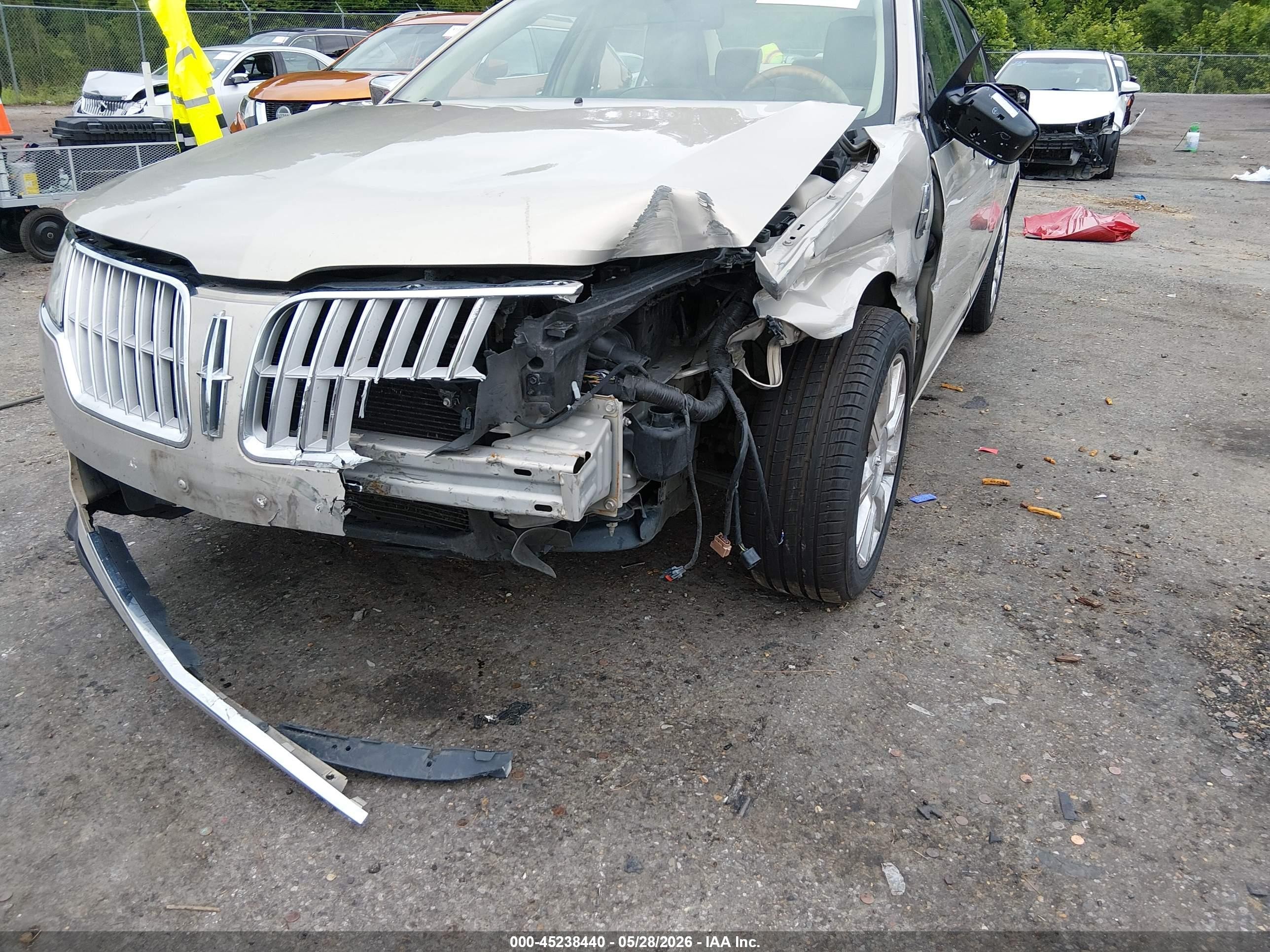2010 Lincoln Mkz Cream vin: 3LNHL2JC1AR631738