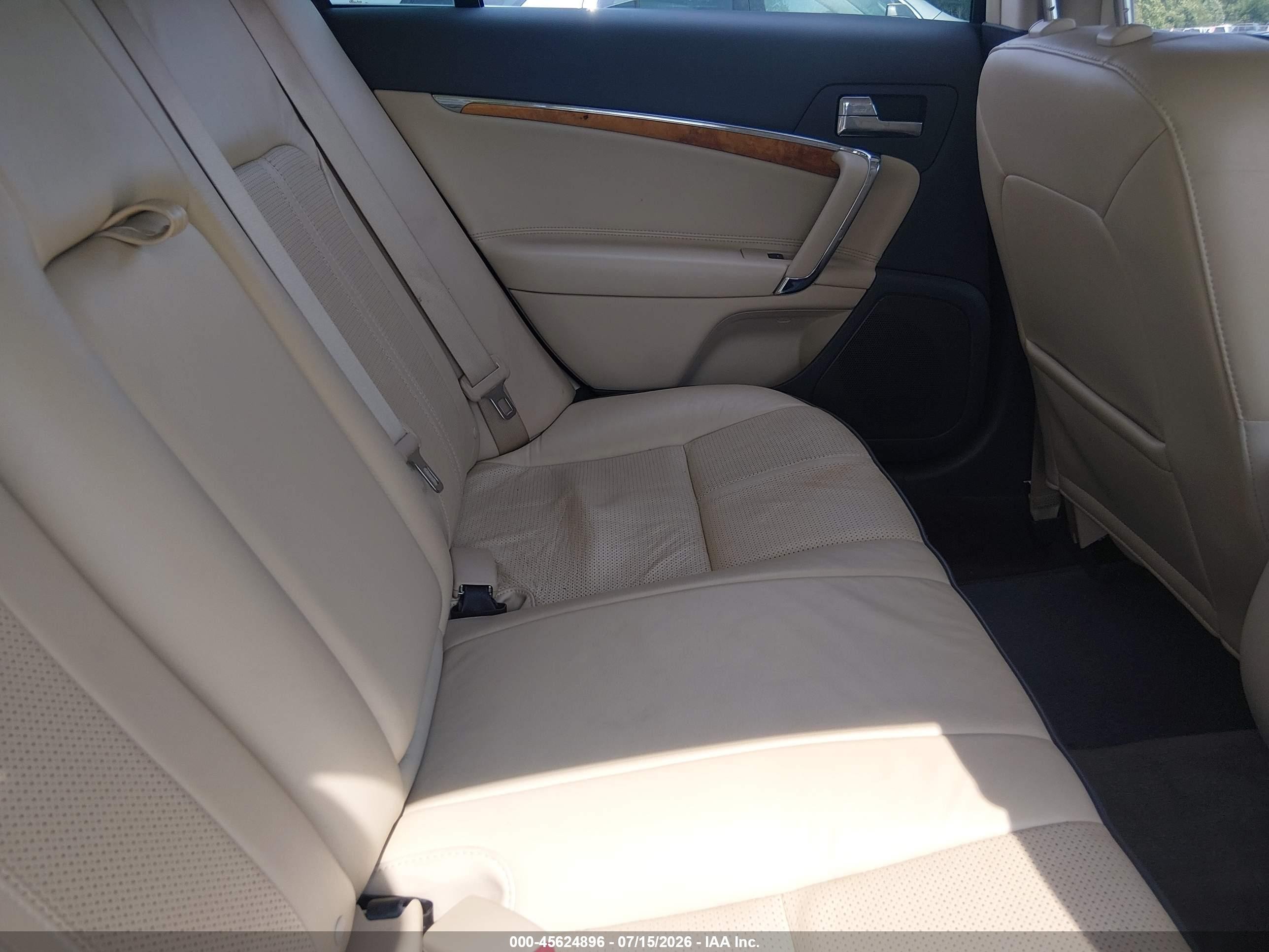 2011 Lincoln Mkz   Burgundy vin: 3LNHL2JC1BR763867