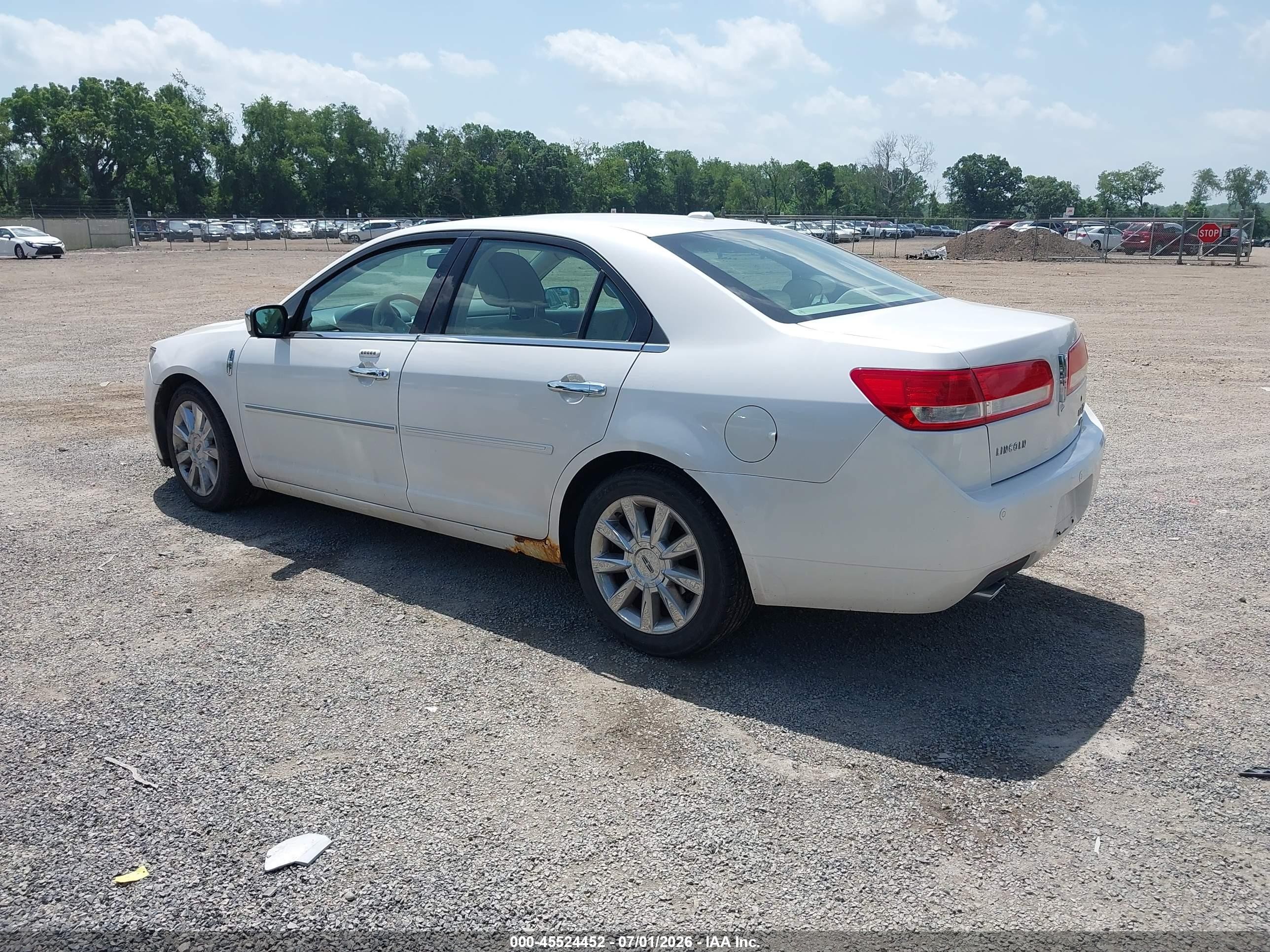 2010 Lincoln Mkz   White vin: 3LNHL2JC2AR611692