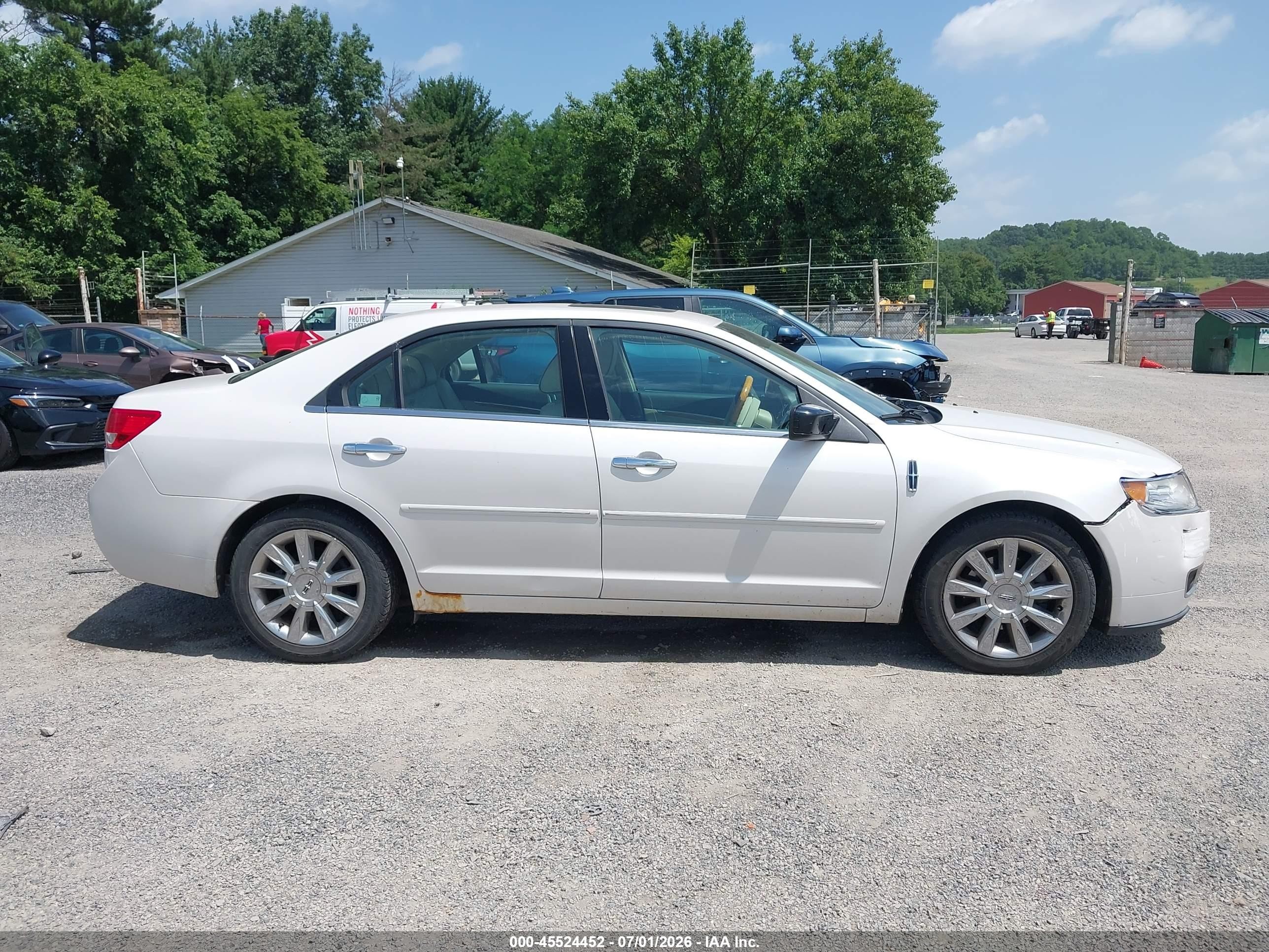 2010 Lincoln Mkz   White vin: 3LNHL2JC2AR611692