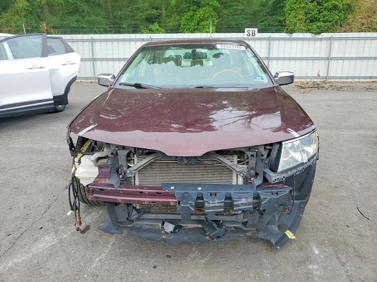 2011 Lincoln Mkz Maroon vin: 3LNHL2JC2BR758712