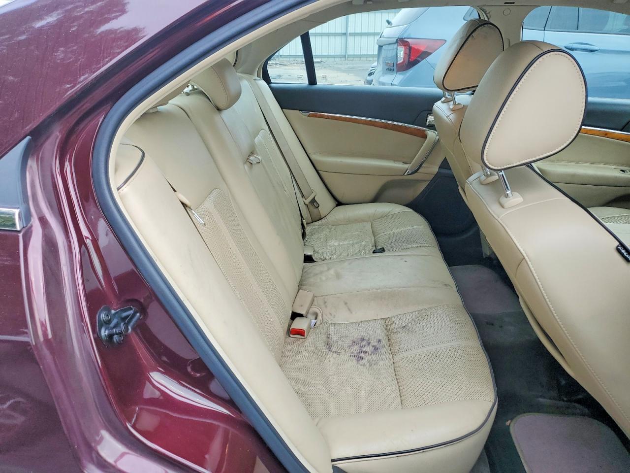 2011 Lincoln Mkz Maroon vin: 3LNHL2JC2BR758712