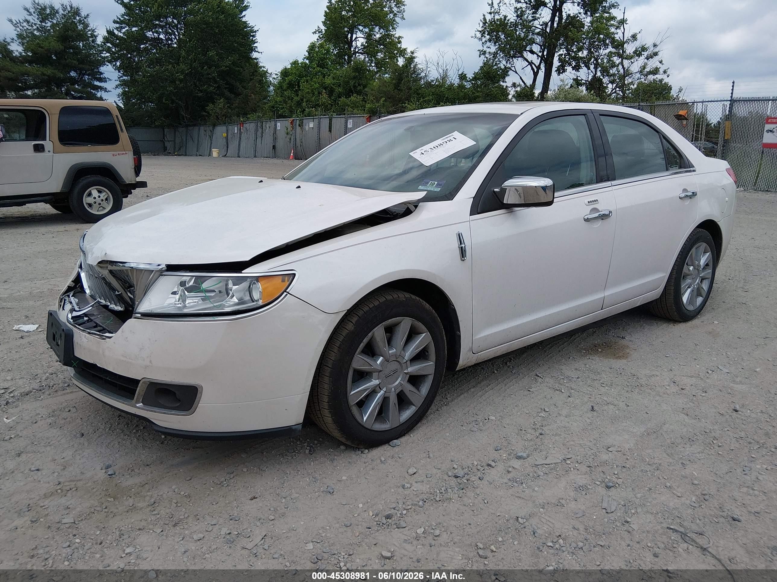 2011 Lincoln Mkz   White vin: 3LNHL2JC2BR775588