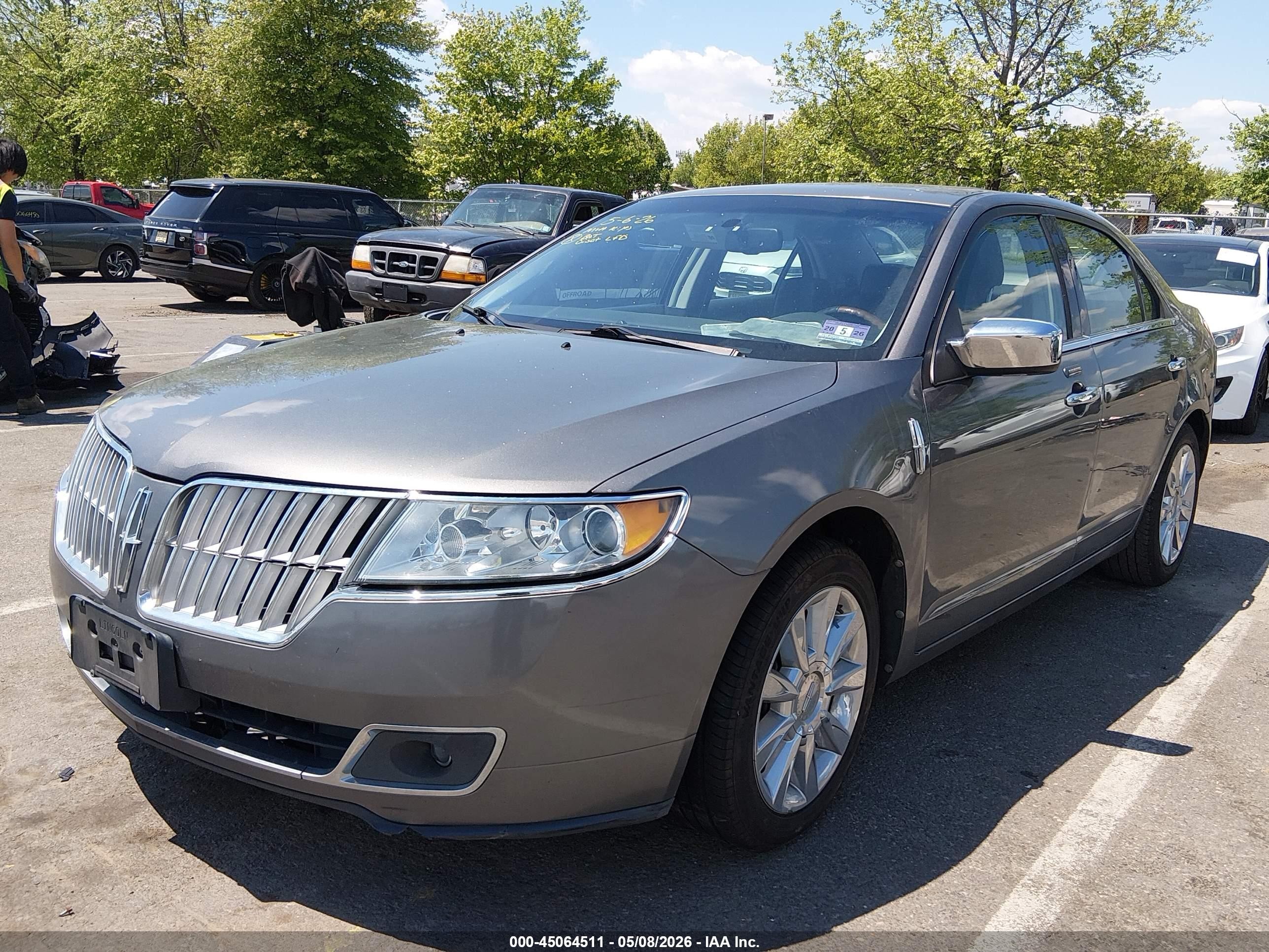 2010 Lincoln Mkz   Gray vin: 3LNHL2JC3AR649920