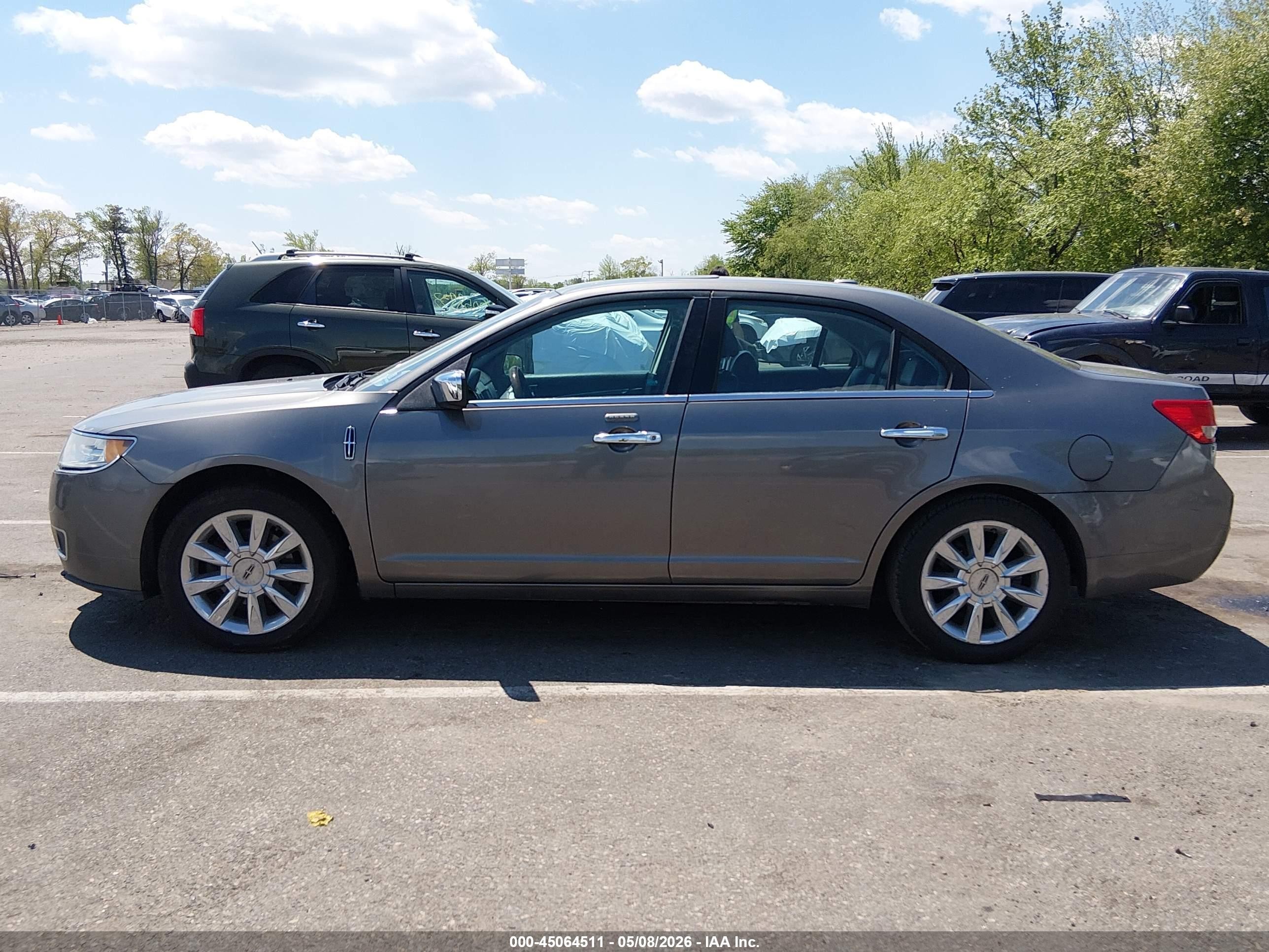 2010 Lincoln Mkz   Gray vin: 3LNHL2JC3AR649920