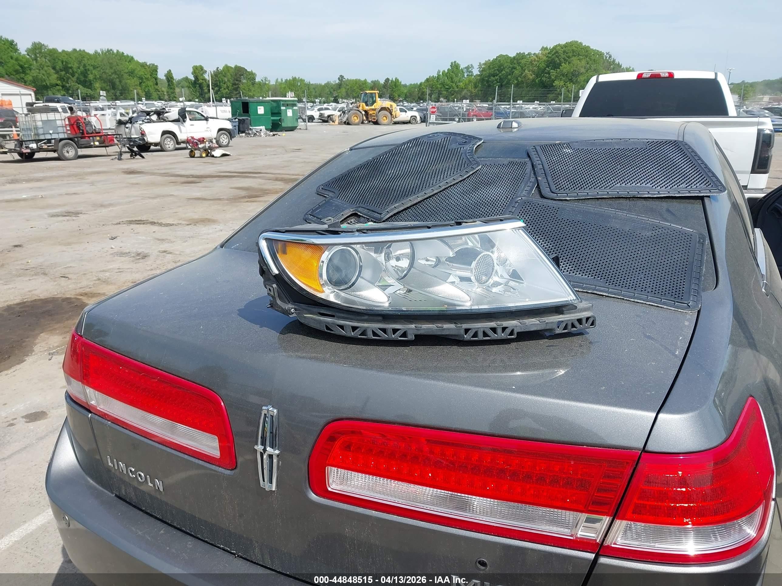 2010 Lincoln Mkz   Gray vin: 3LNHL2JC3AR753775