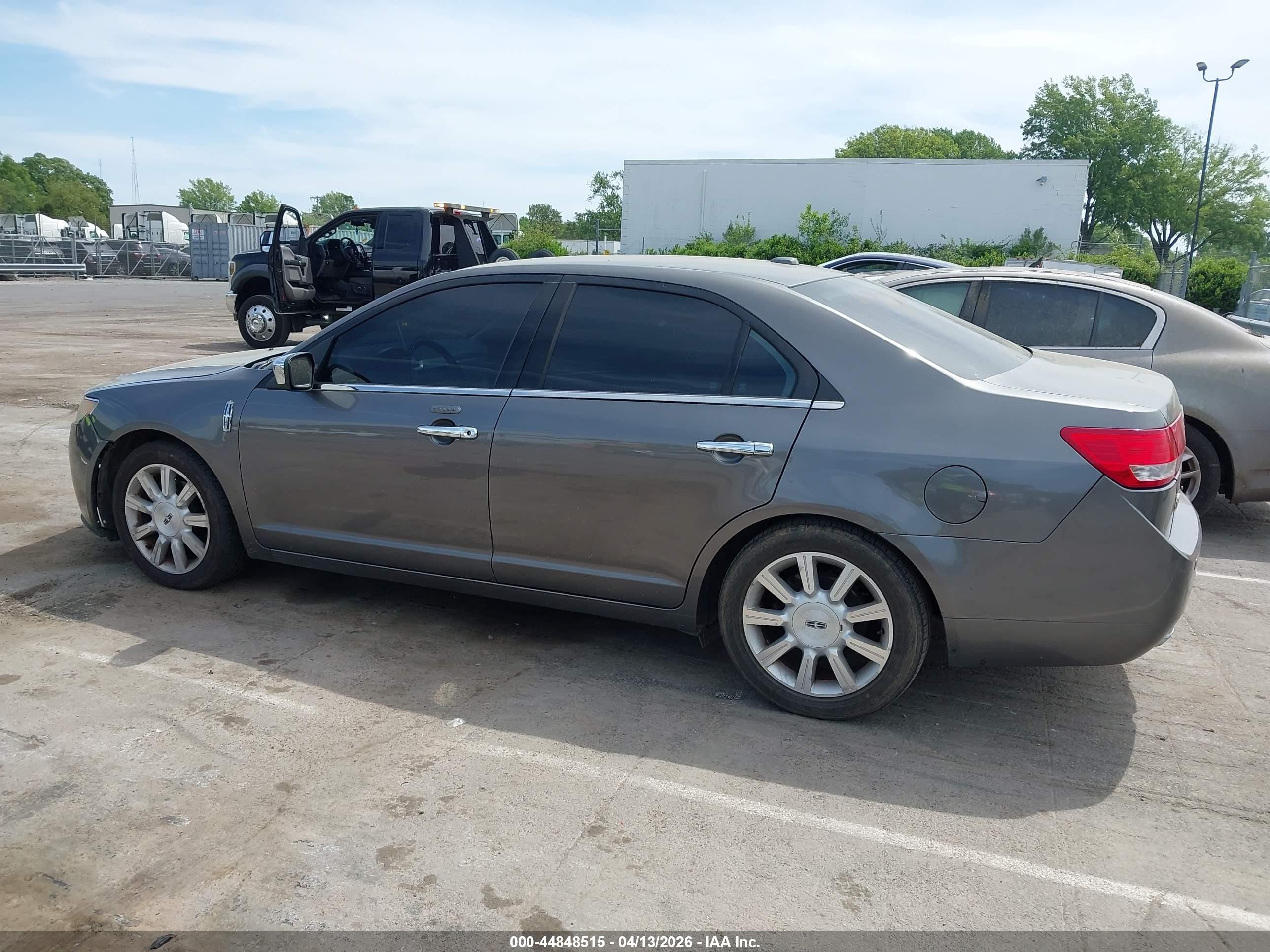 2010 Lincoln Mkz   Gray vin: 3LNHL2JC3AR753775