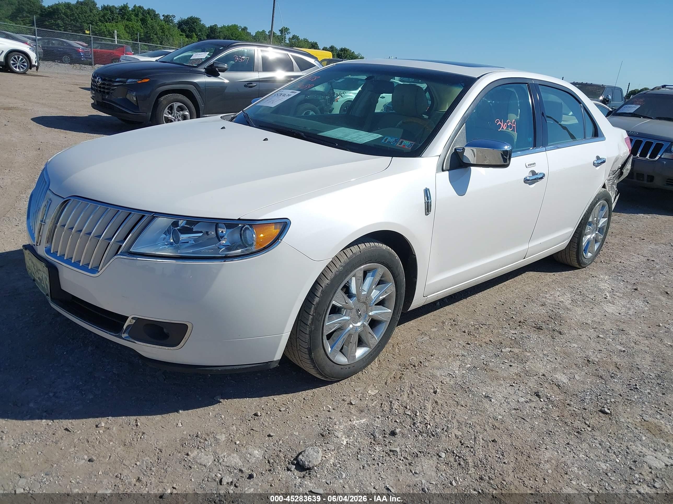 2011 Lincoln Mkz   White vin: 3LNHL2JC3BR776488