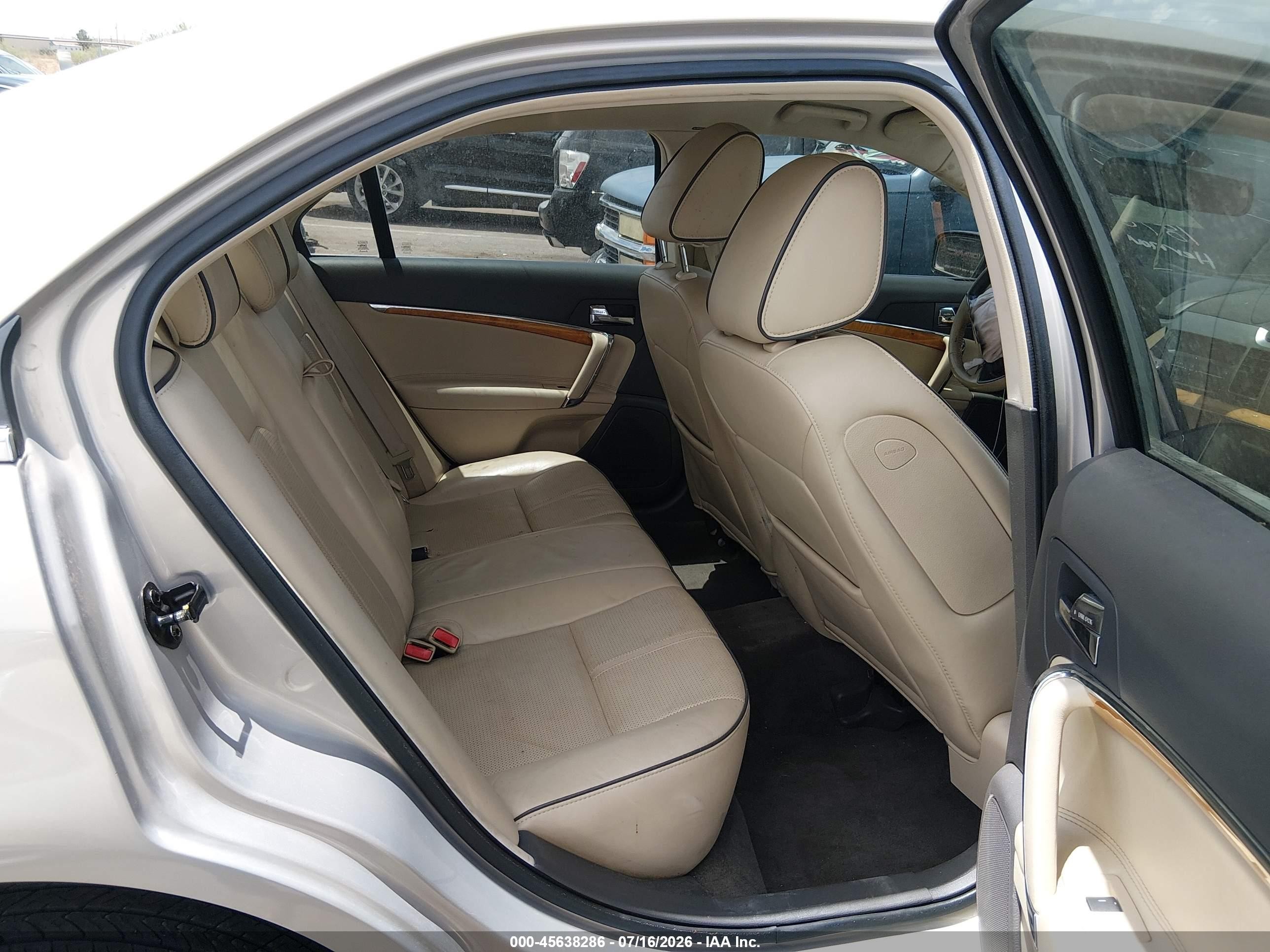 2010 Lincoln Mkz   Серебряный vin: 3LNHL2JC4AR753848