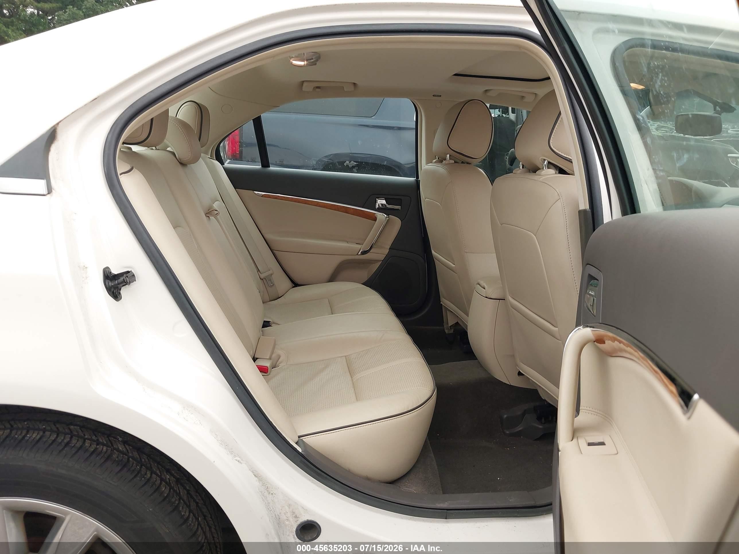 2012 Lincoln Mkz Белый vin: 3LNHL2JC4CR839227