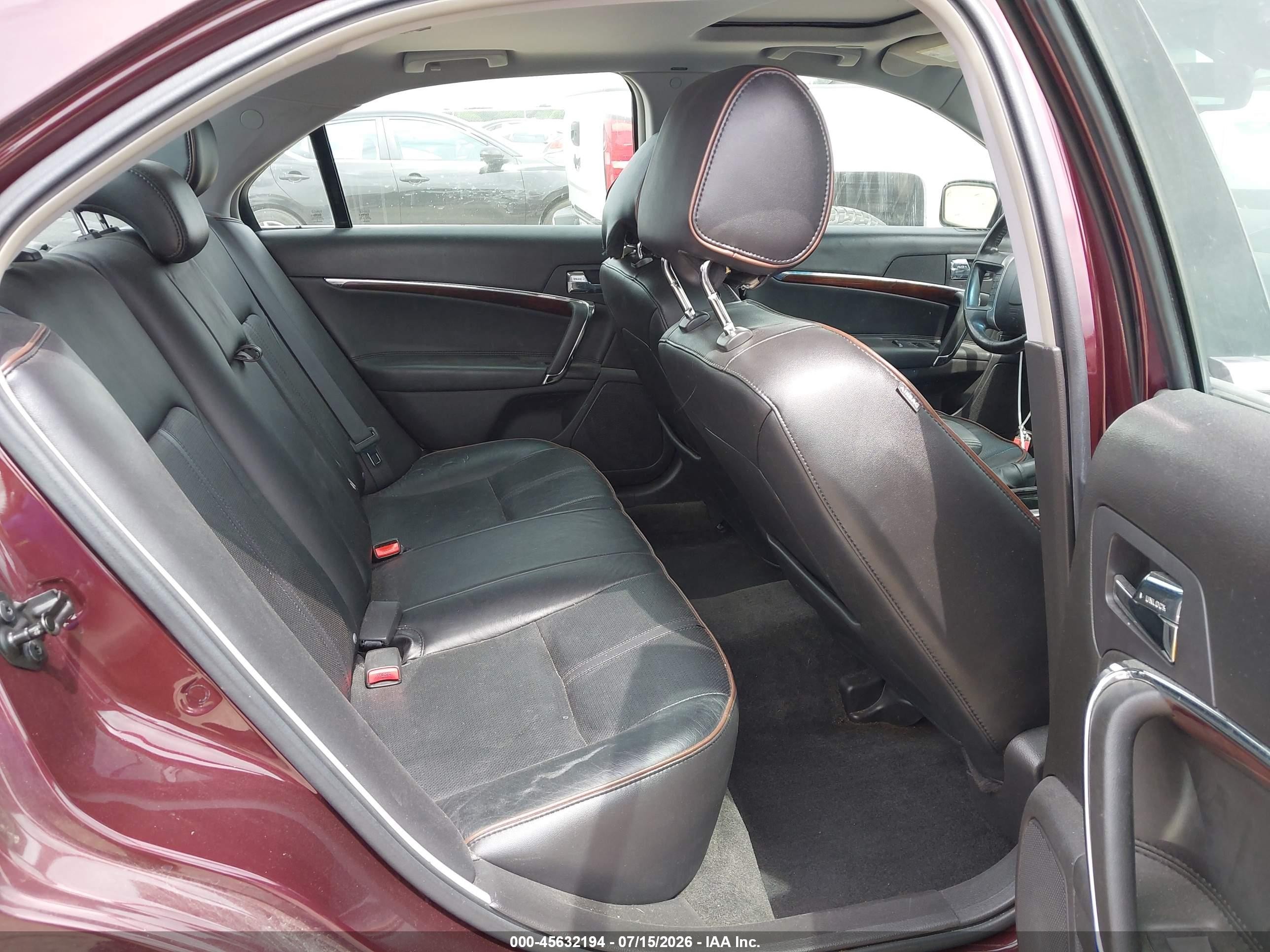 2011 Lincoln Mkz   Maroon vin: 3LNHL2JC5BR769011