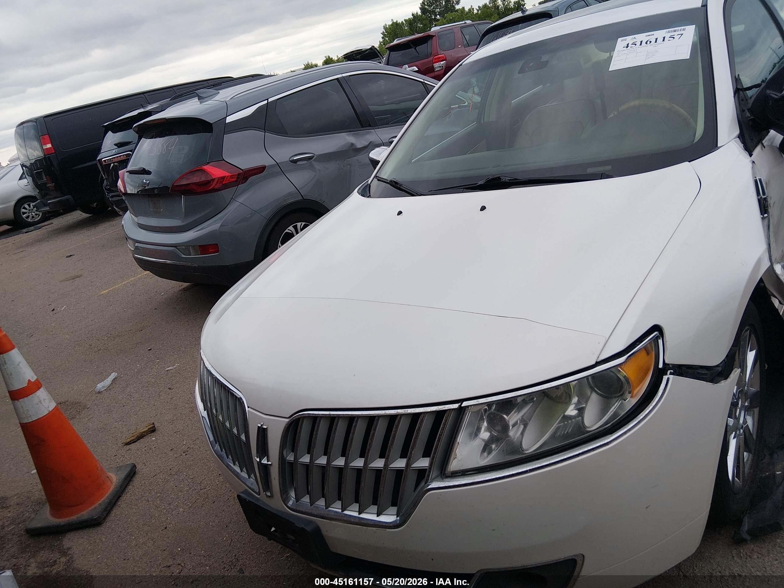 2011 Lincoln Mkz   White vin: 3LNHL2JC6BR764190