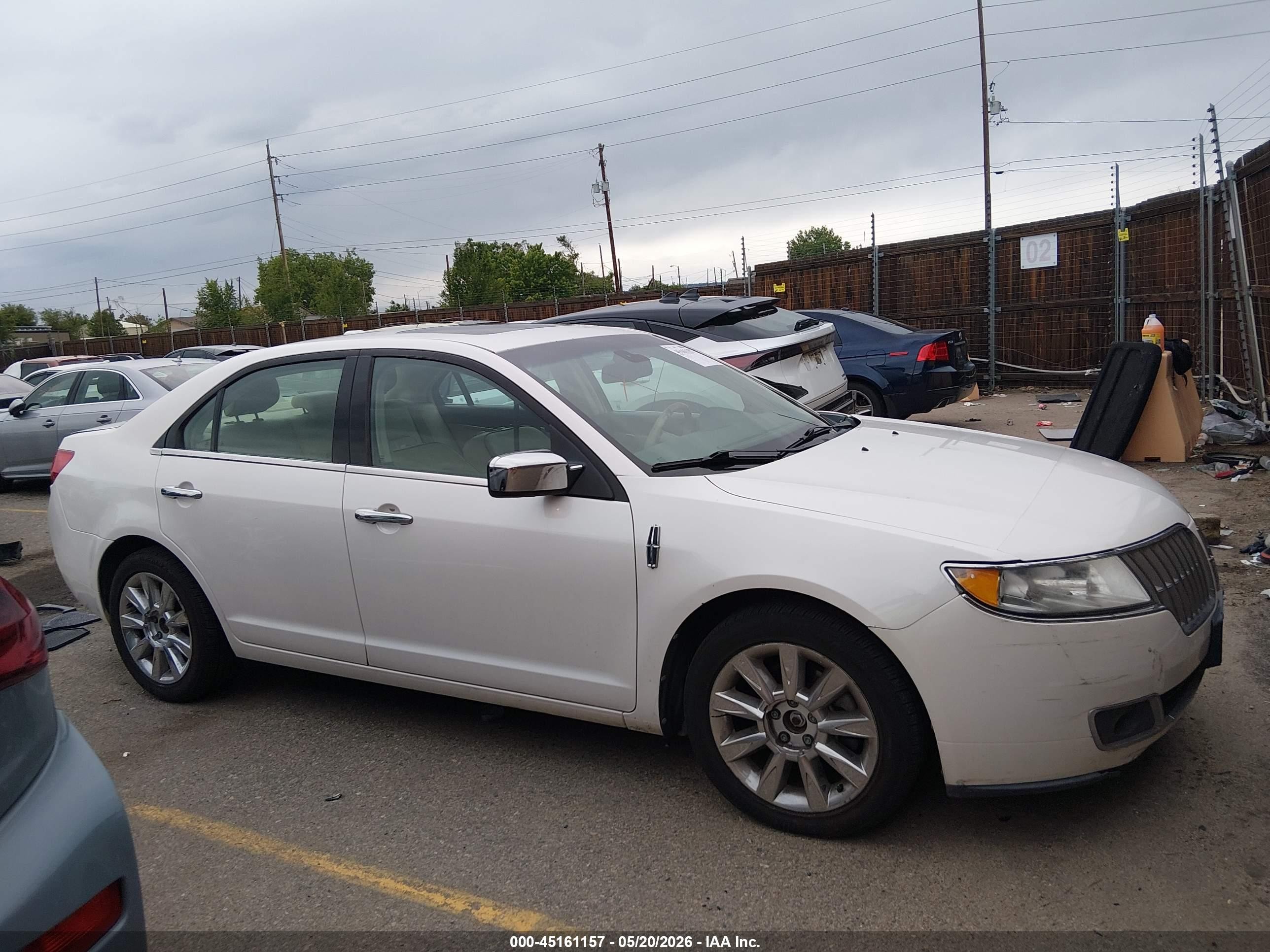 2011 Lincoln Mkz   White vin: 3LNHL2JC6BR764190
