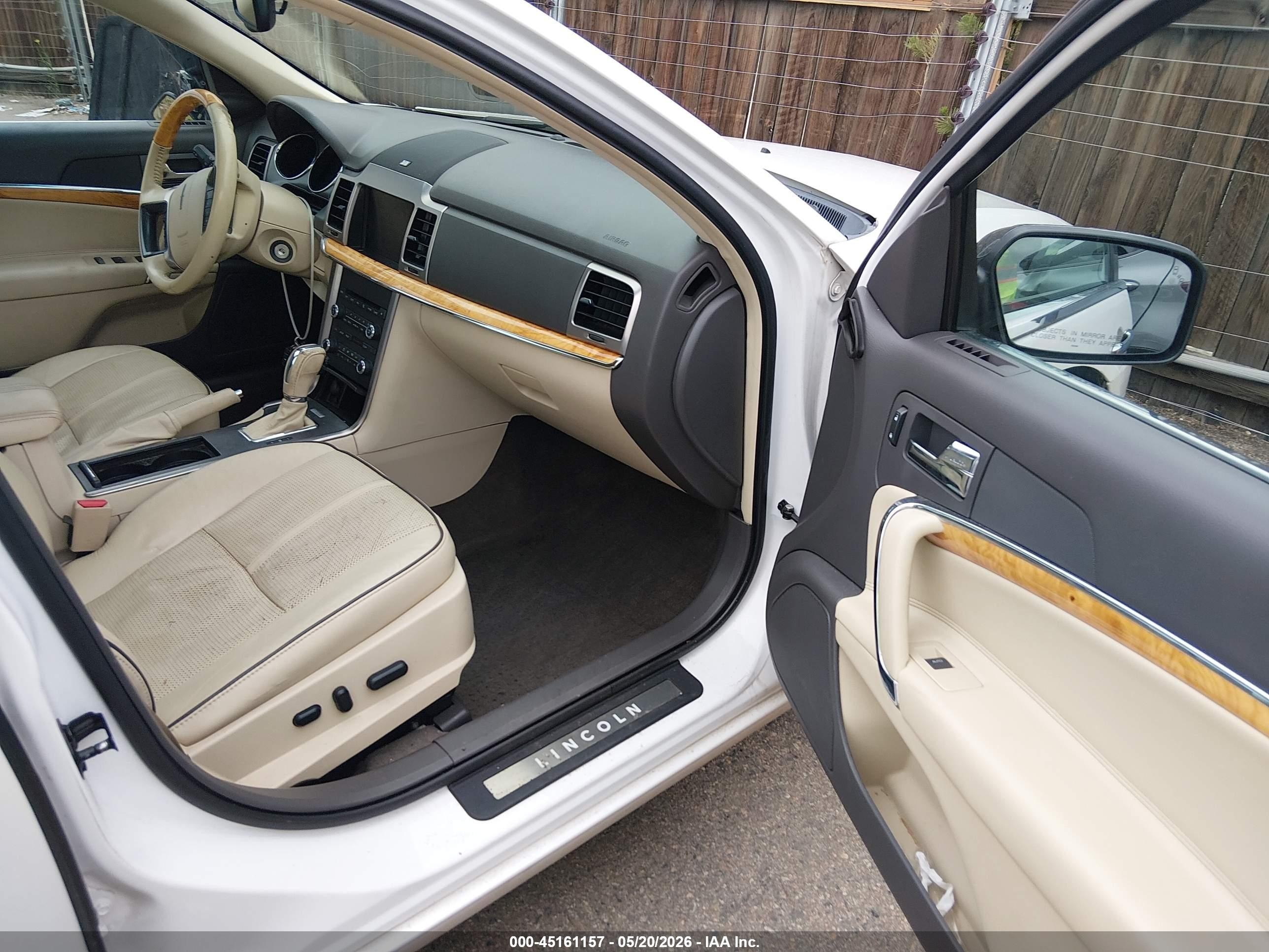 2011 Lincoln Mkz   White vin: 3LNHL2JC6BR764190