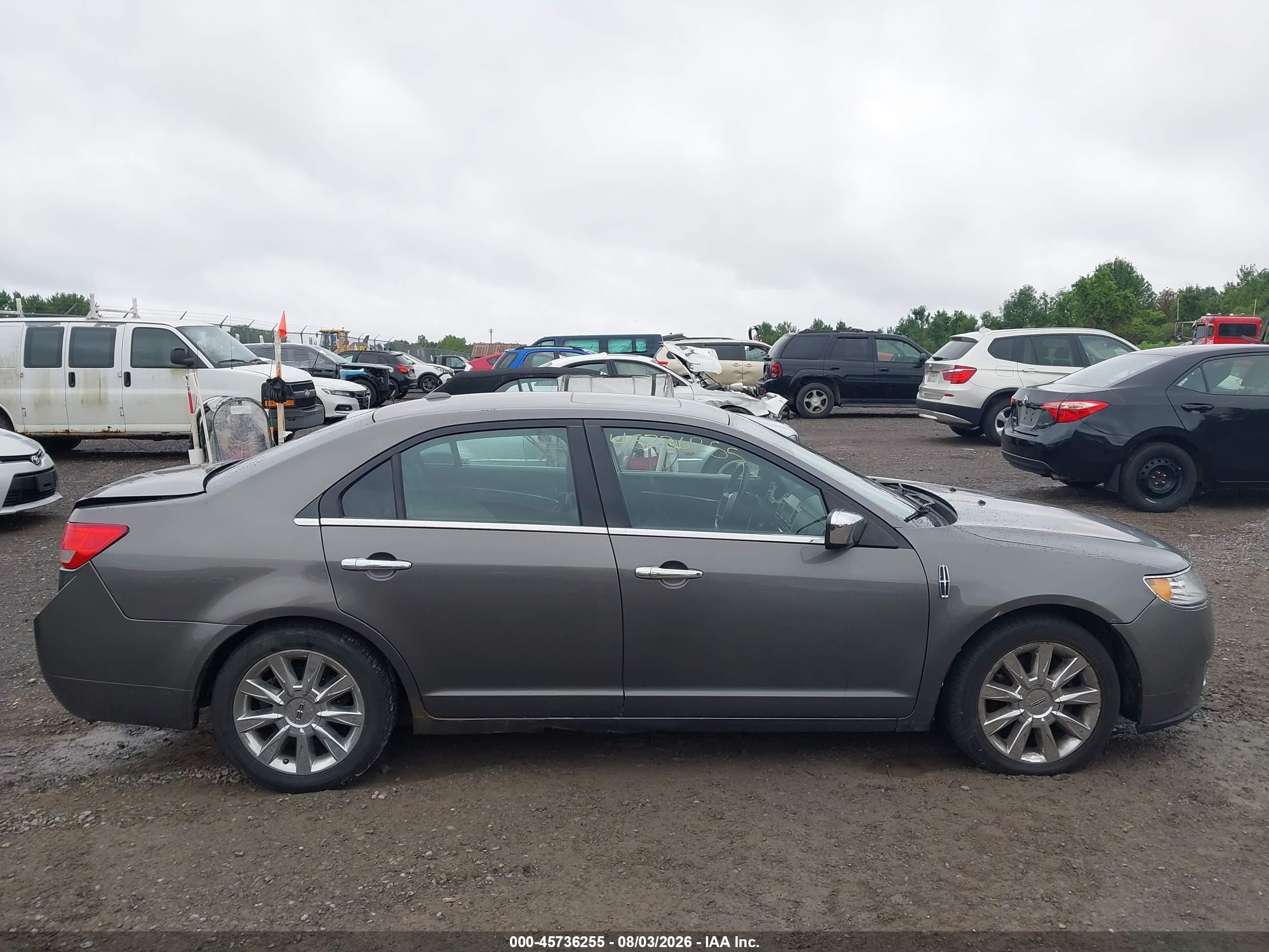 2011 Lincoln Mkz   Gray vin: 3LNHL2JCXBR769036