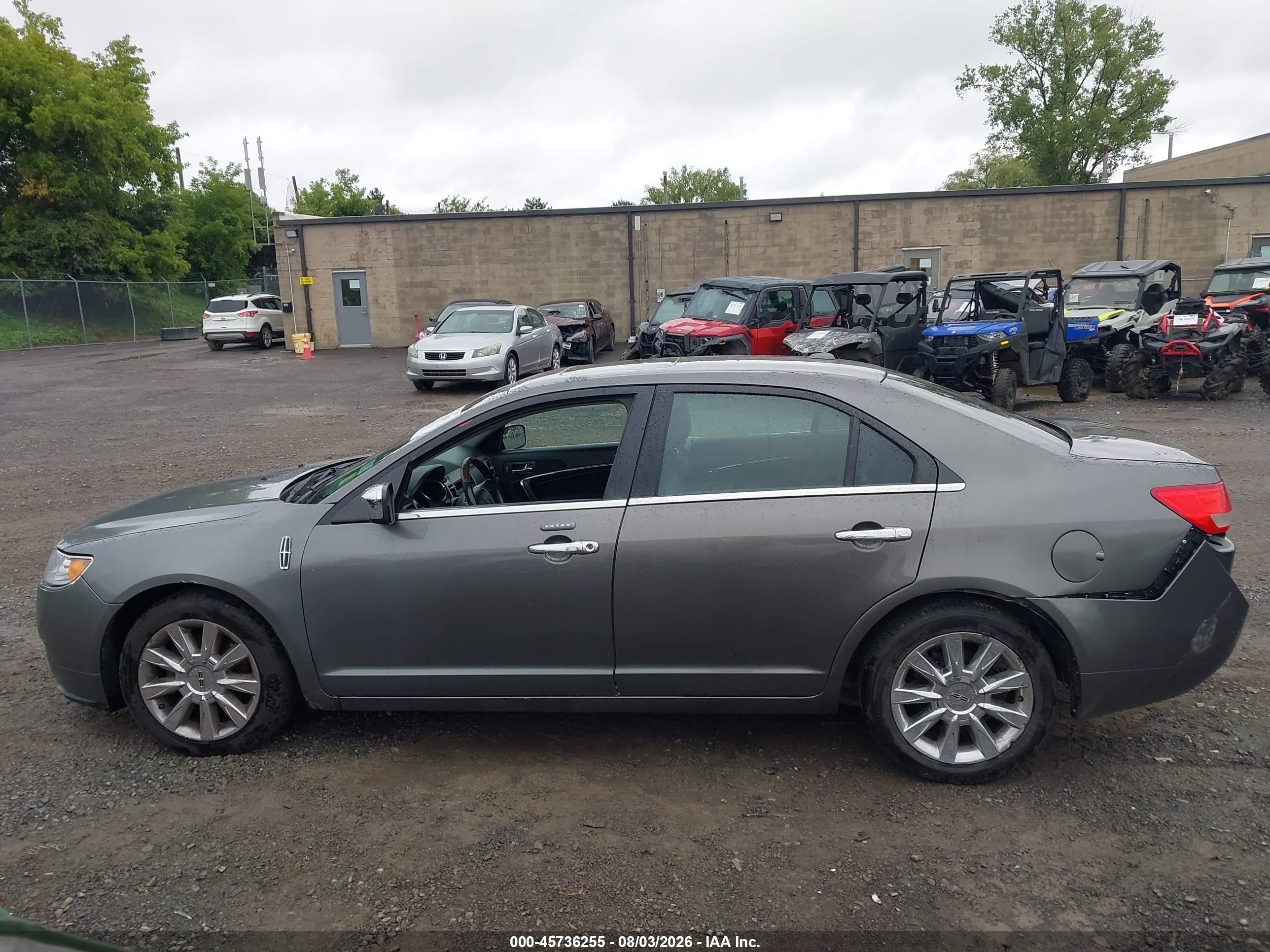 2011 Lincoln Mkz   Gray vin: 3LNHL2JCXBR769036
