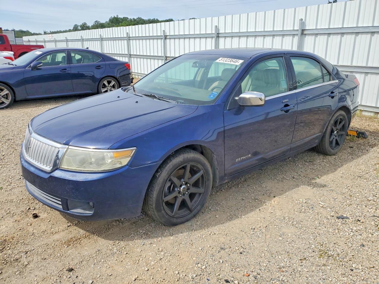 3LNHM26106R640376
