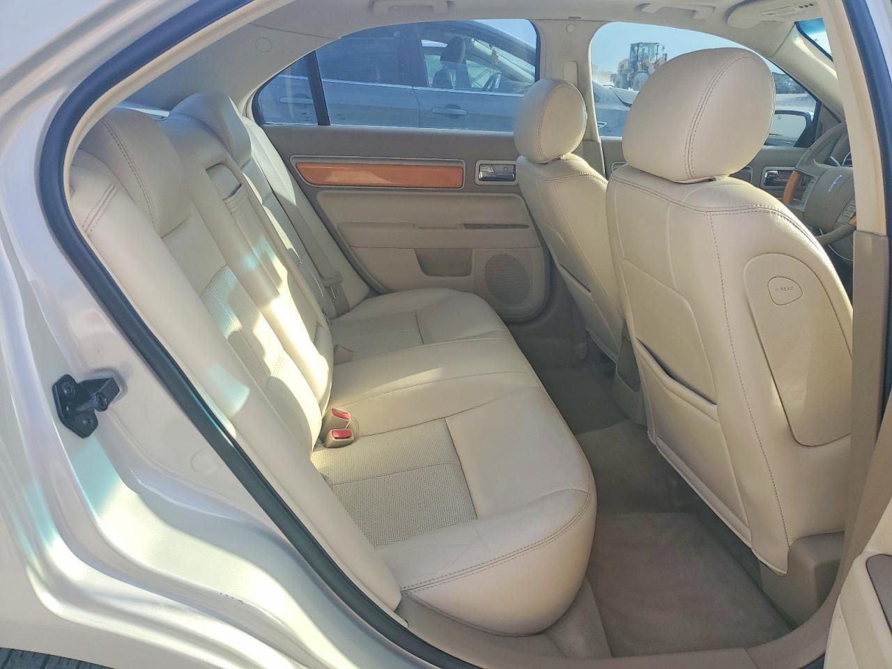 2006 Lincoln Zephyr Beige vin: 3LNHM26126R664579