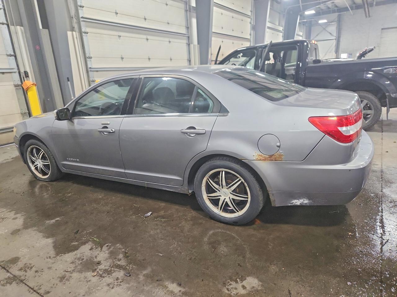 2006 Lincoln Zephyr Silver vin: 3LNHM26136R609381