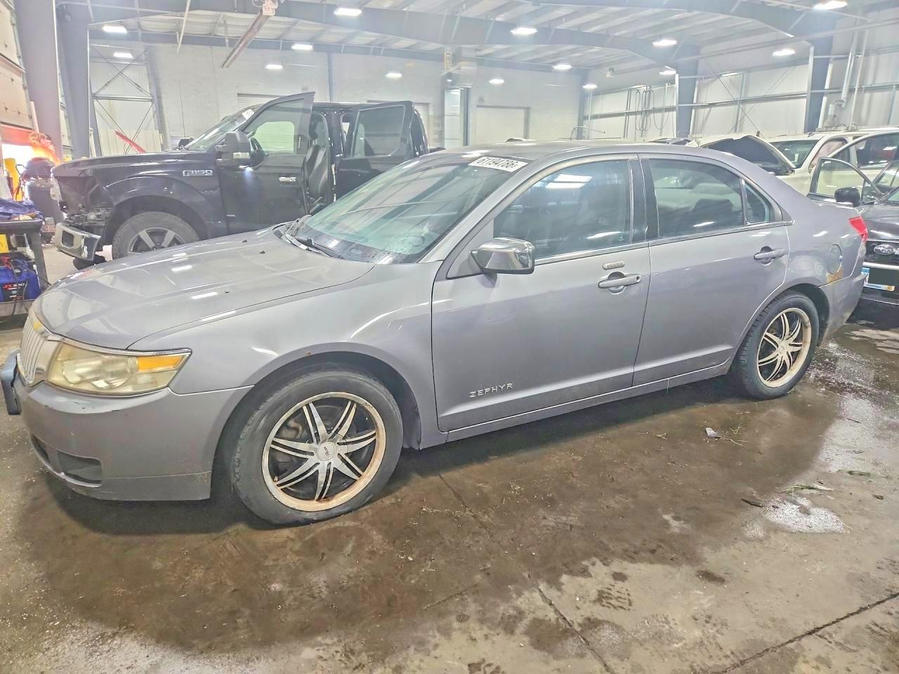 2006 Lincoln Zephyr Silver vin: 3LNHM26136R609381