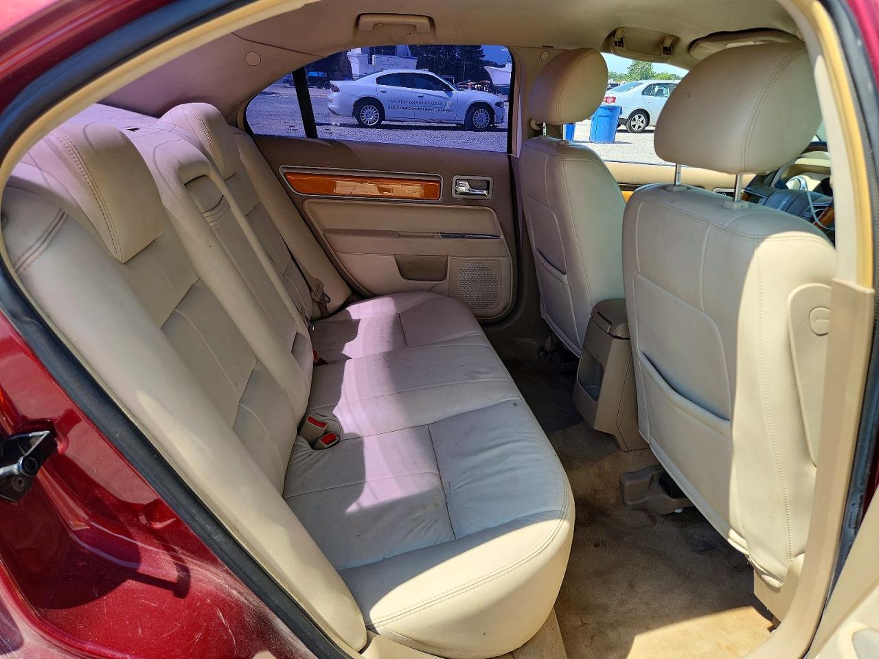 2006 Lincoln Zephyr Burgundy vin: 3LNHM26136R626648