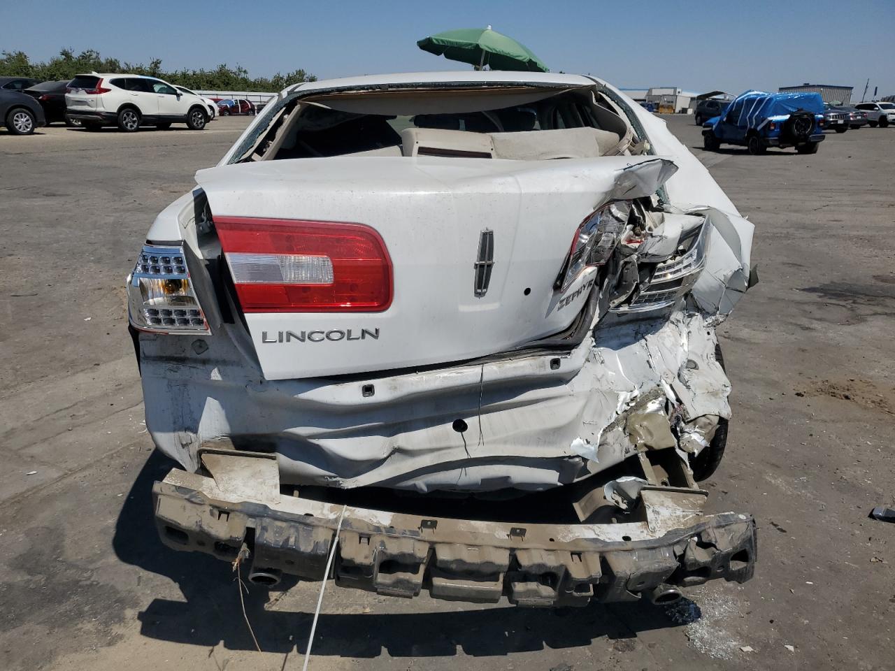 2006 Lincoln Zephyr White vin: 3LNHM26146R635049