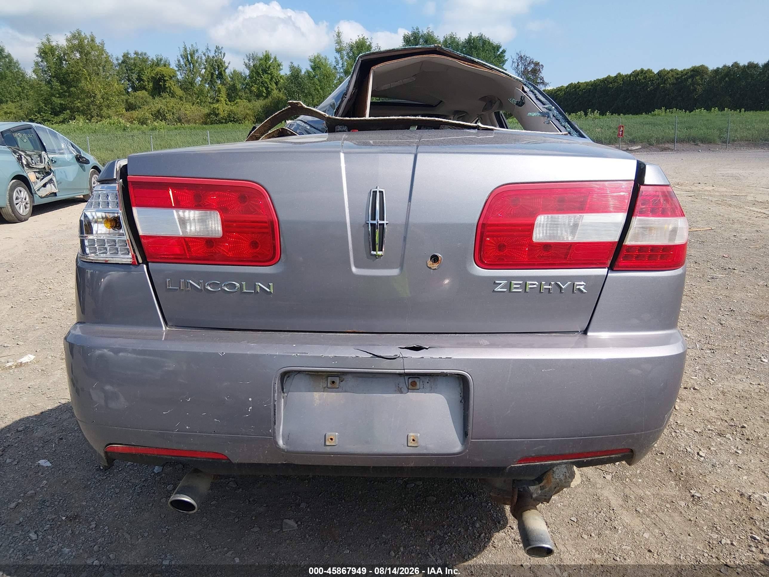 2006 Lincoln Zephyr   Серебряный vin: 3LNHM26176R631609