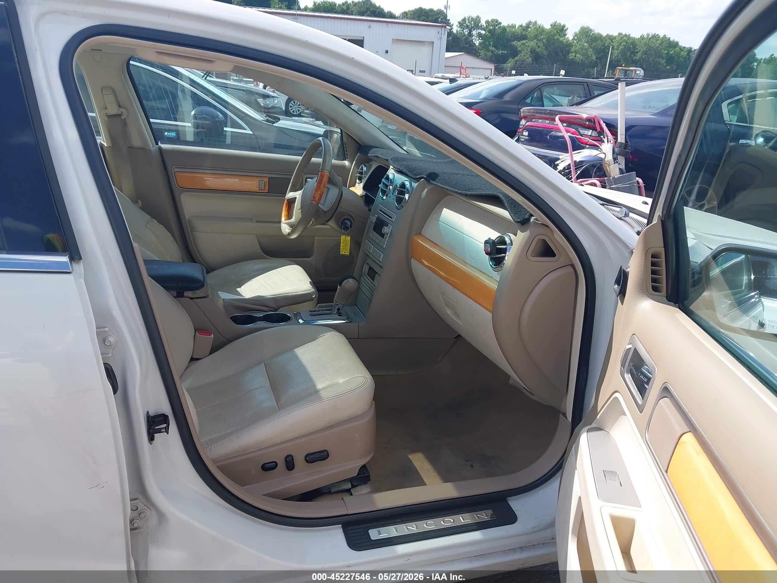 2008 Lincoln Mkz   White vin: 3LNHM26T08R651298