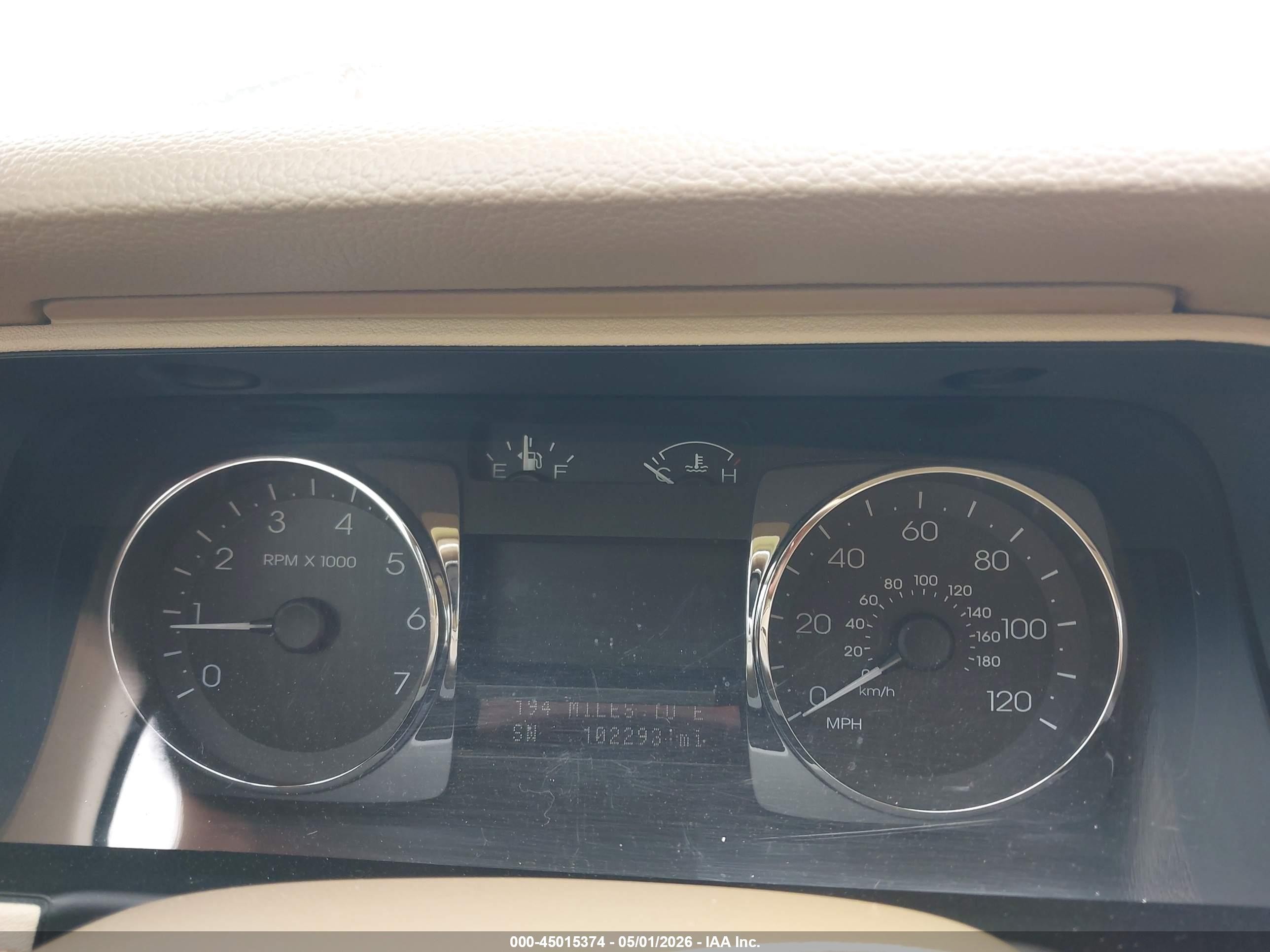 2009 Lincoln Mkz   White vin: 3LNHM26T29R609149