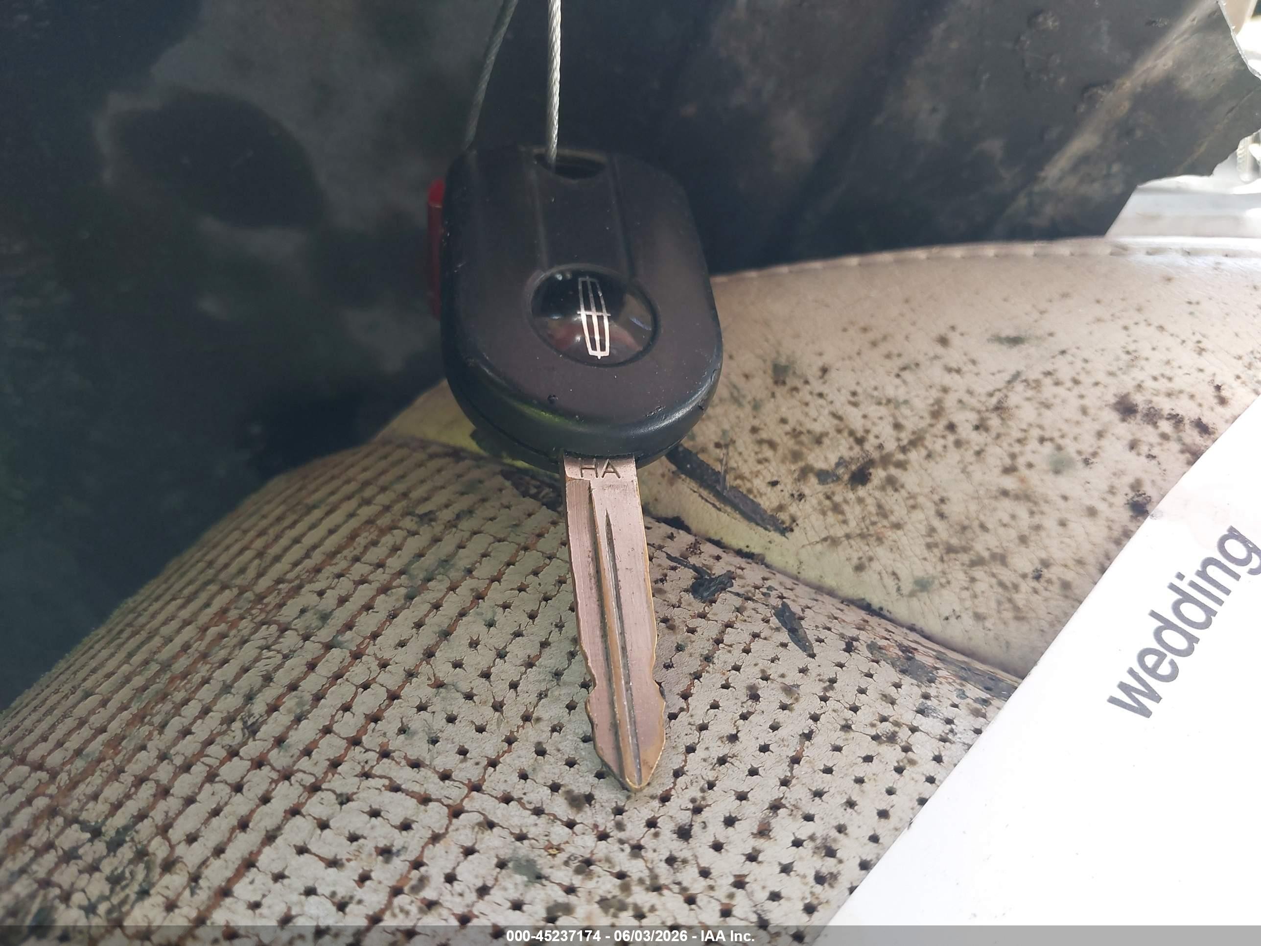2008 Lincoln Mkz   Красный vin: 3LNHM26T38R665003
