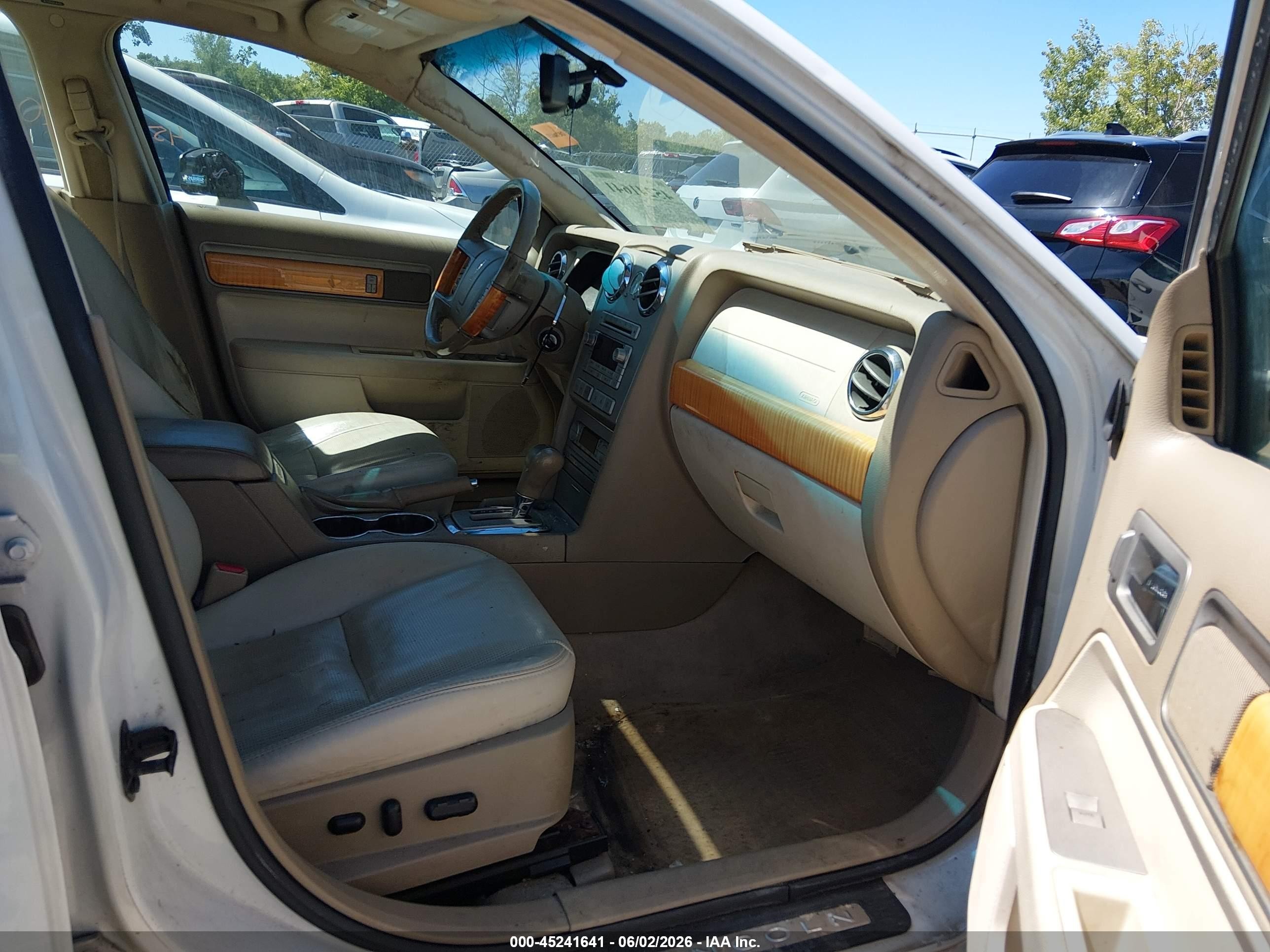2008 Lincoln Mkz   White vin: 3LNHM26T48R664832