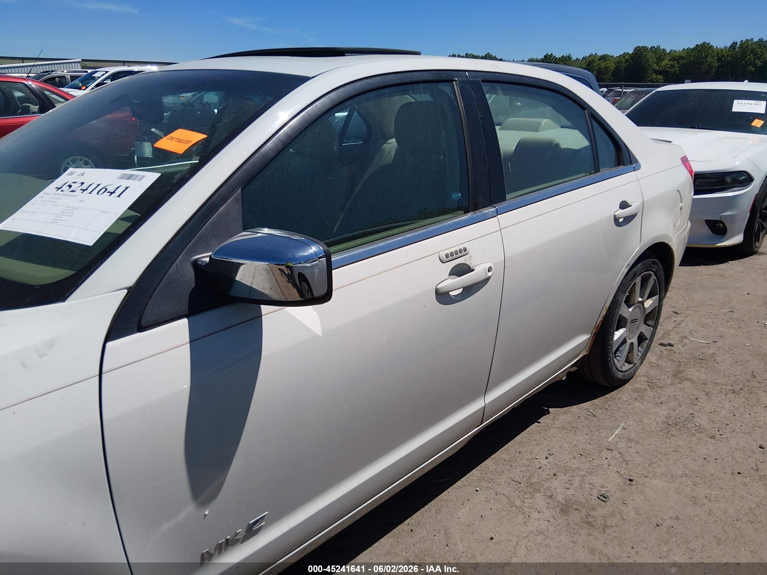 2008 Lincoln Mkz   White vin: 3LNHM26T48R664832