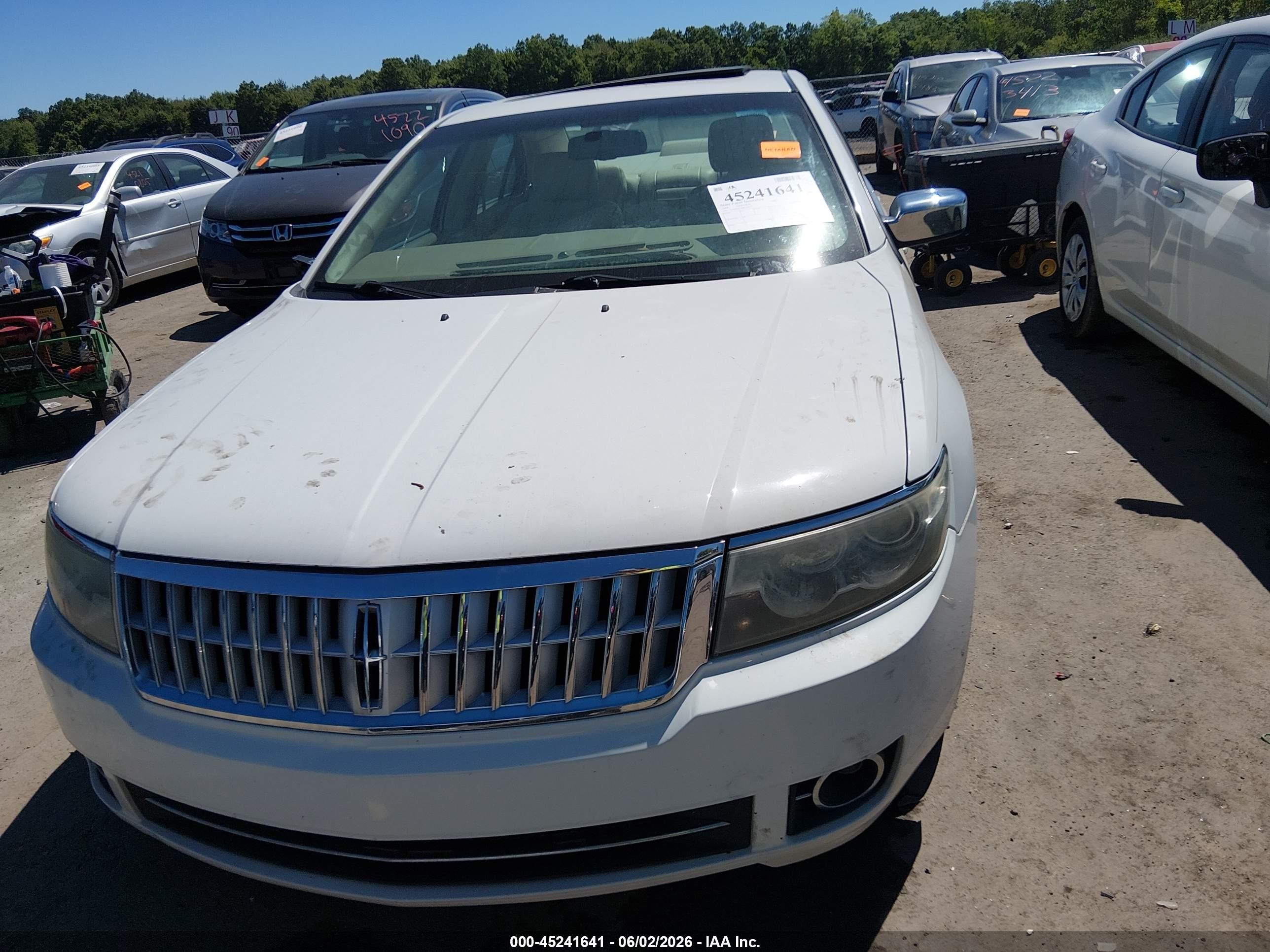 2008 Lincoln Mkz   White vin: 3LNHM26T48R664832