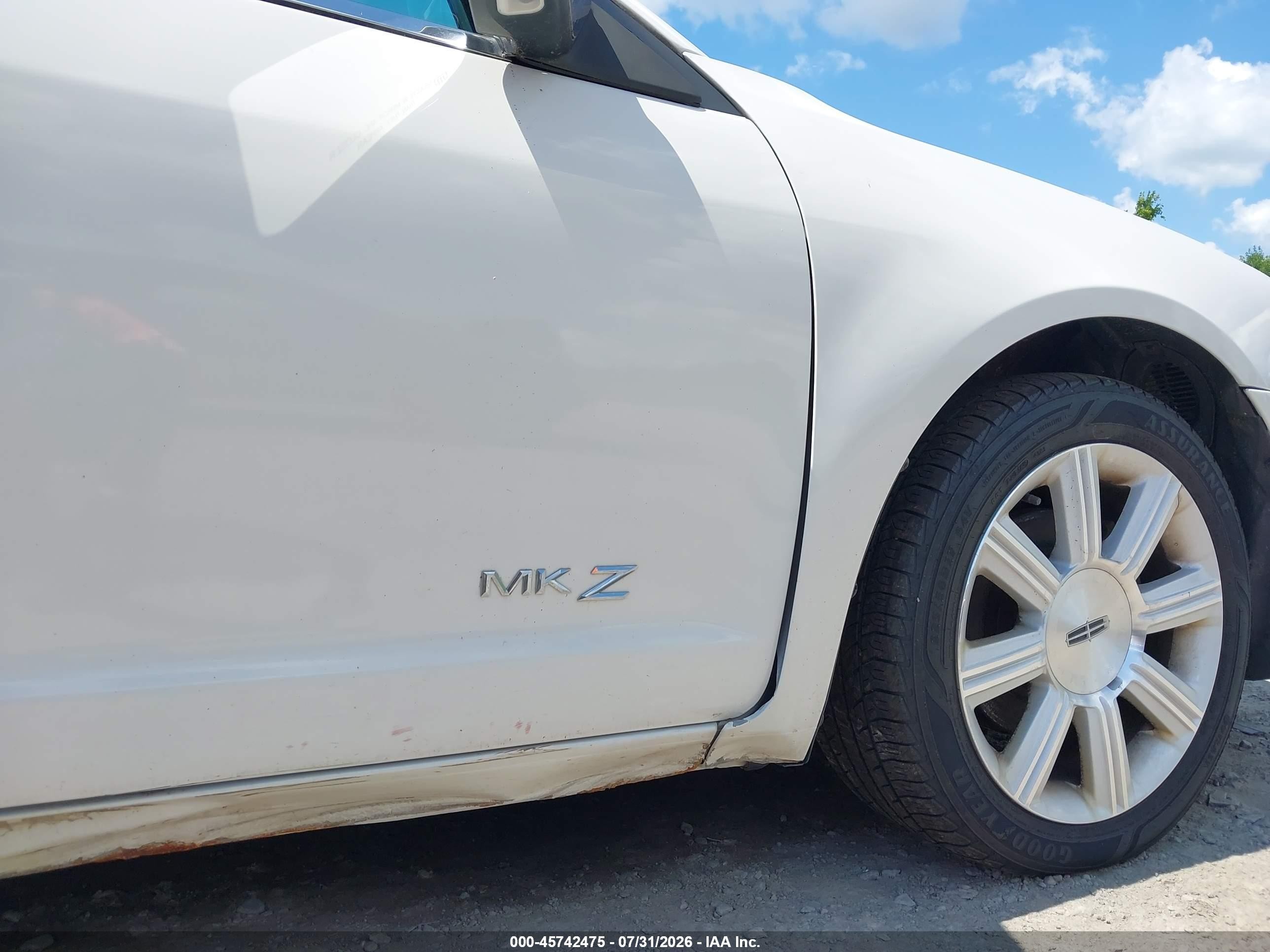 2009 Lincoln Mkz   White vin: 3LNHM26T69R627797
