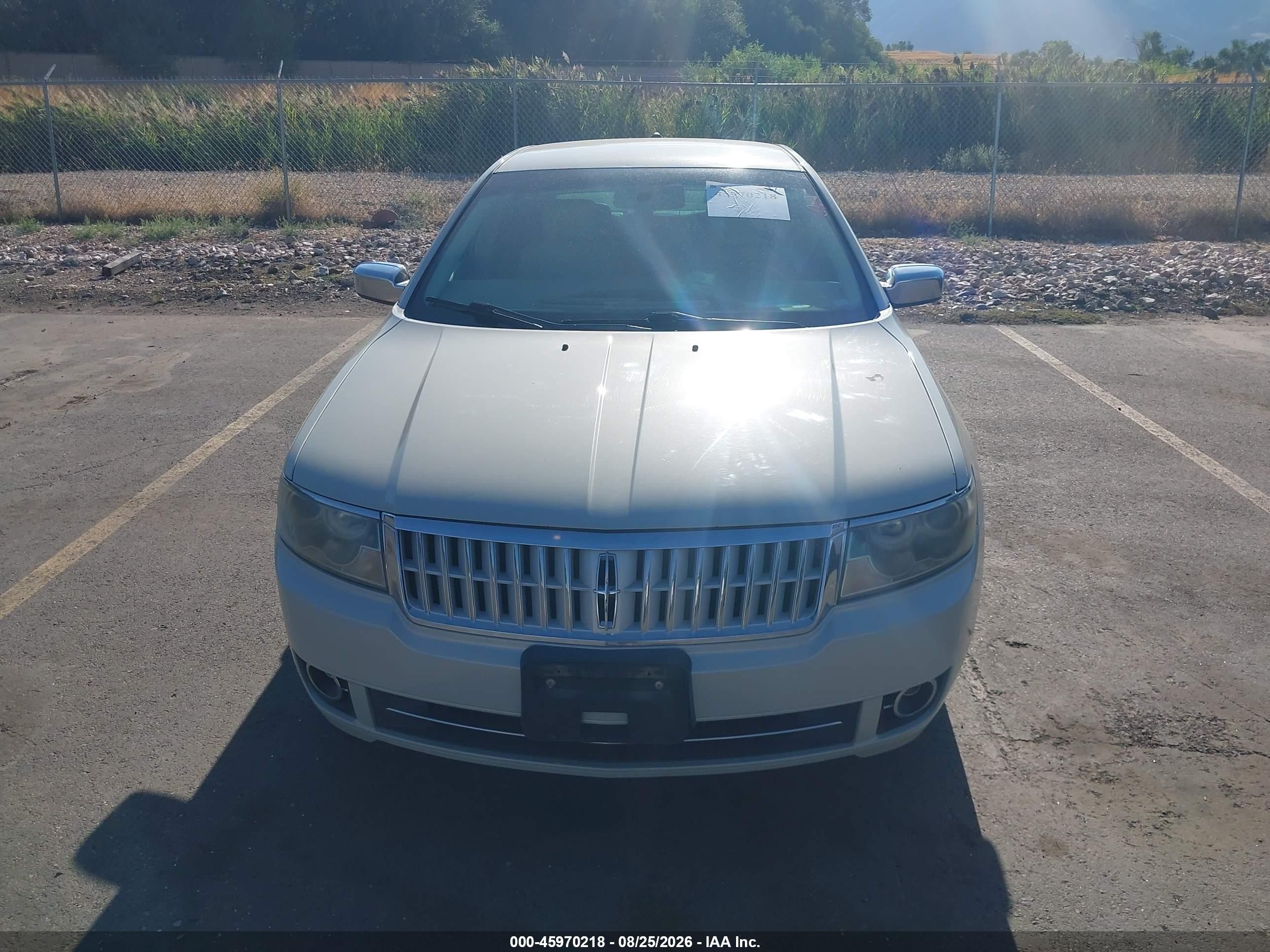 2007 Lincoln Mkz   White vin: 3LNHM26T87R664623