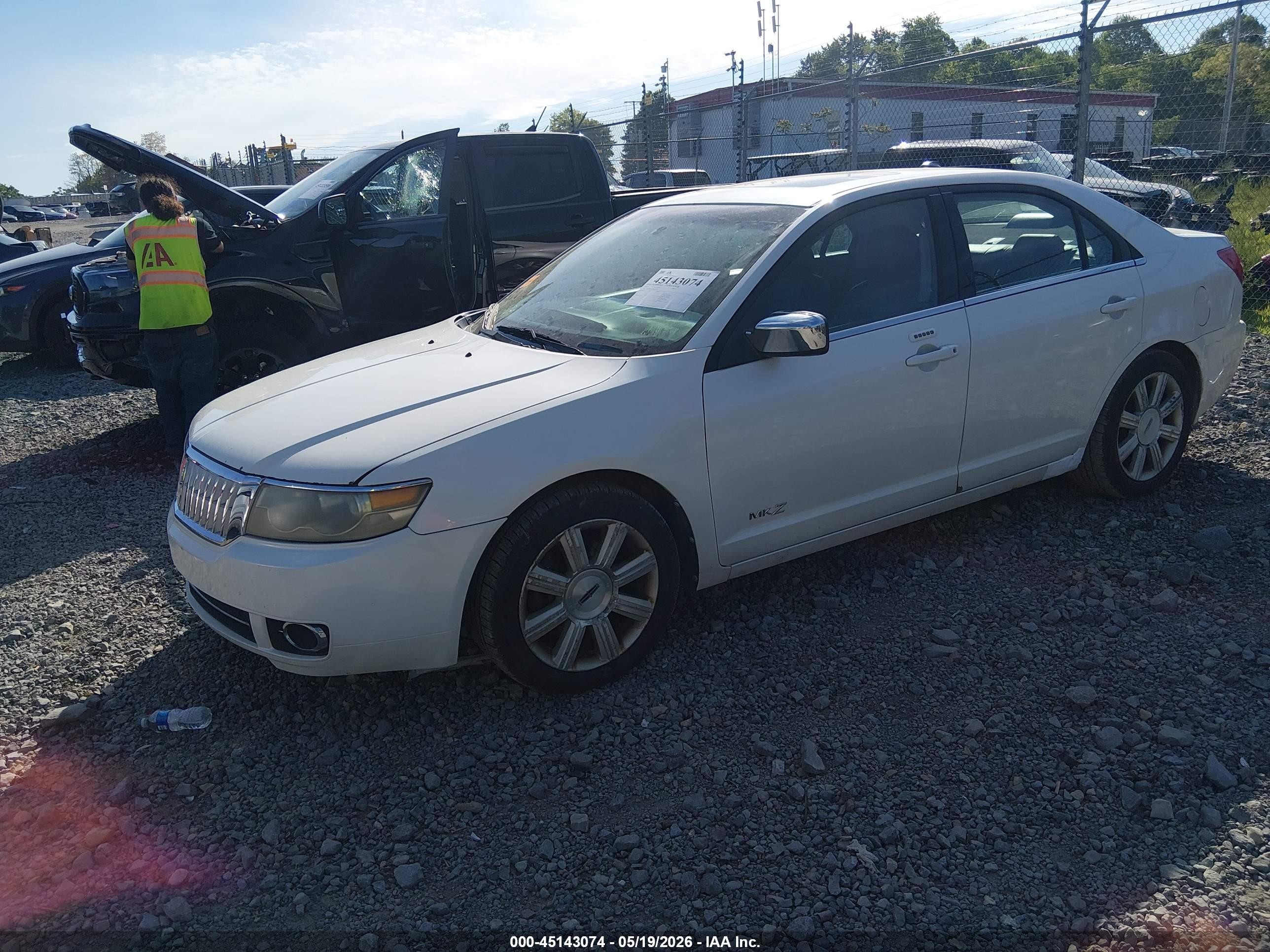 2009 Lincoln Mkz   White vin: 3LNHM26T99R634551