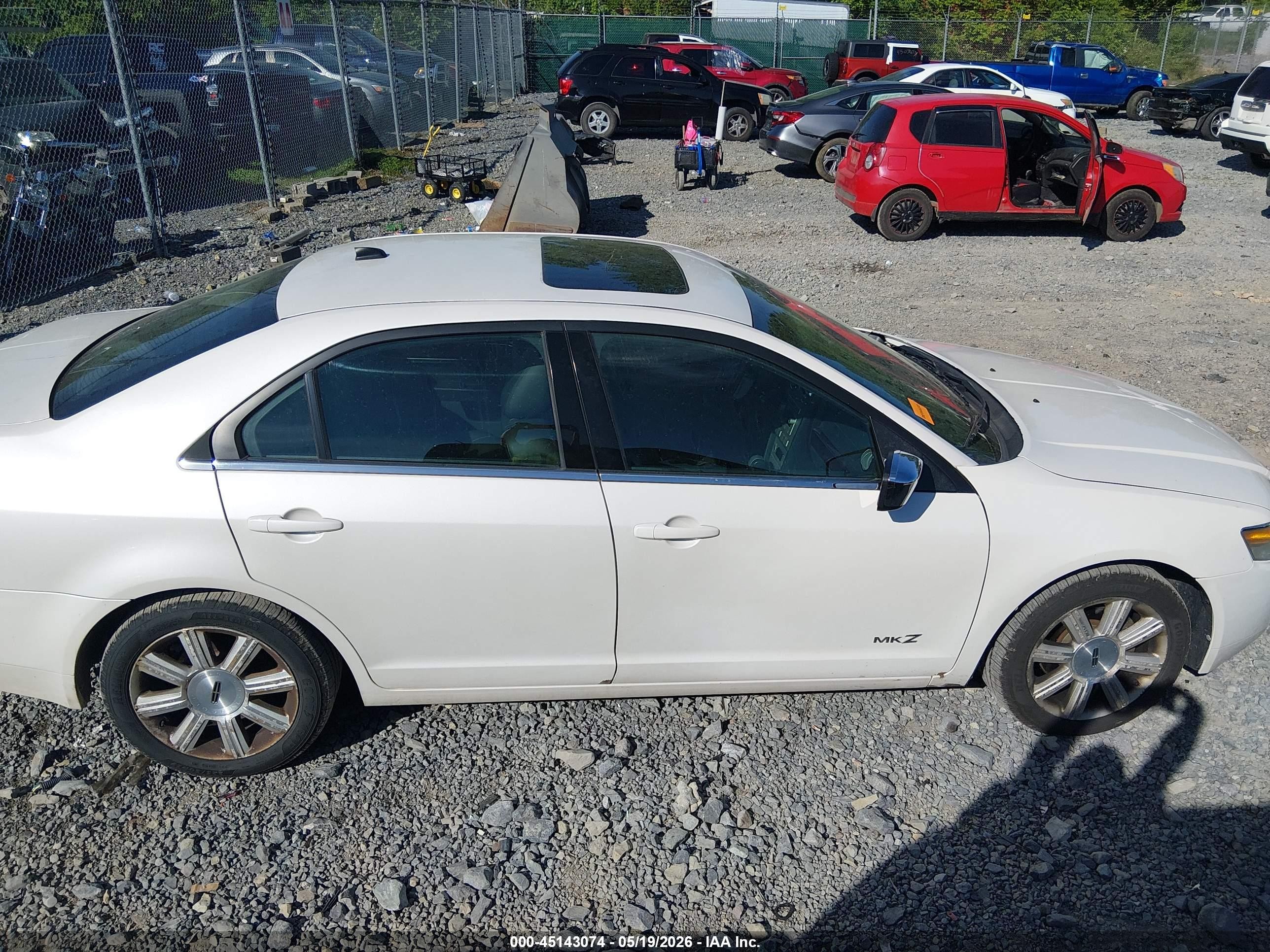 2009 Lincoln Mkz   White vin: 3LNHM26T99R634551