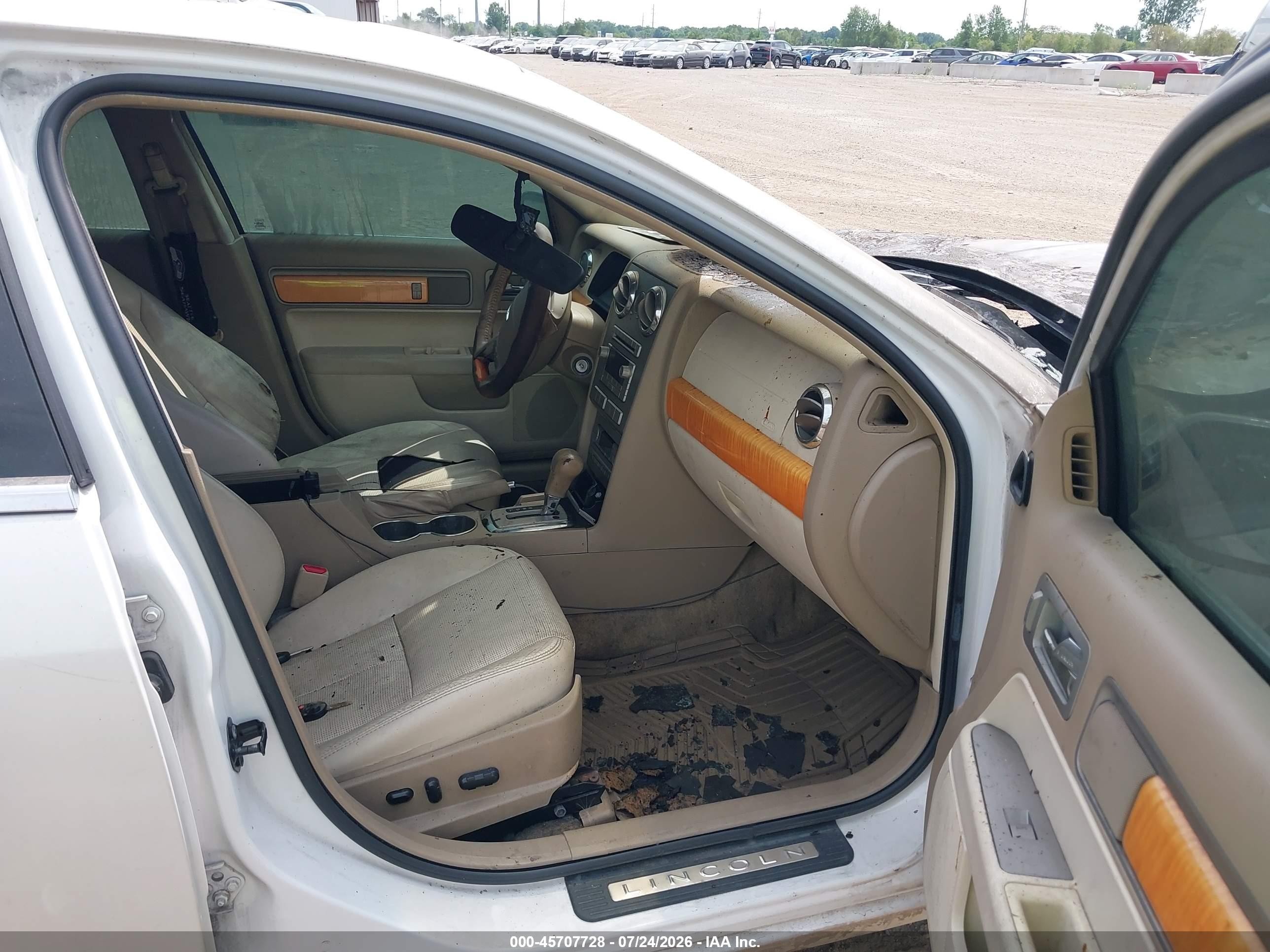 2009 Lincoln Mkz   Белый vin: 3LNHM26TX9R608752