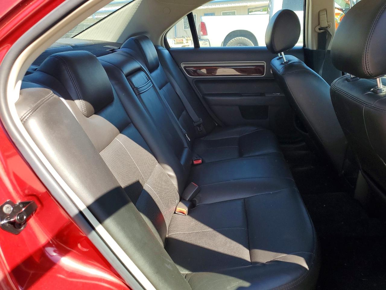 2007 Lincoln Mkz Red vin: 3LNHM28T47R611818