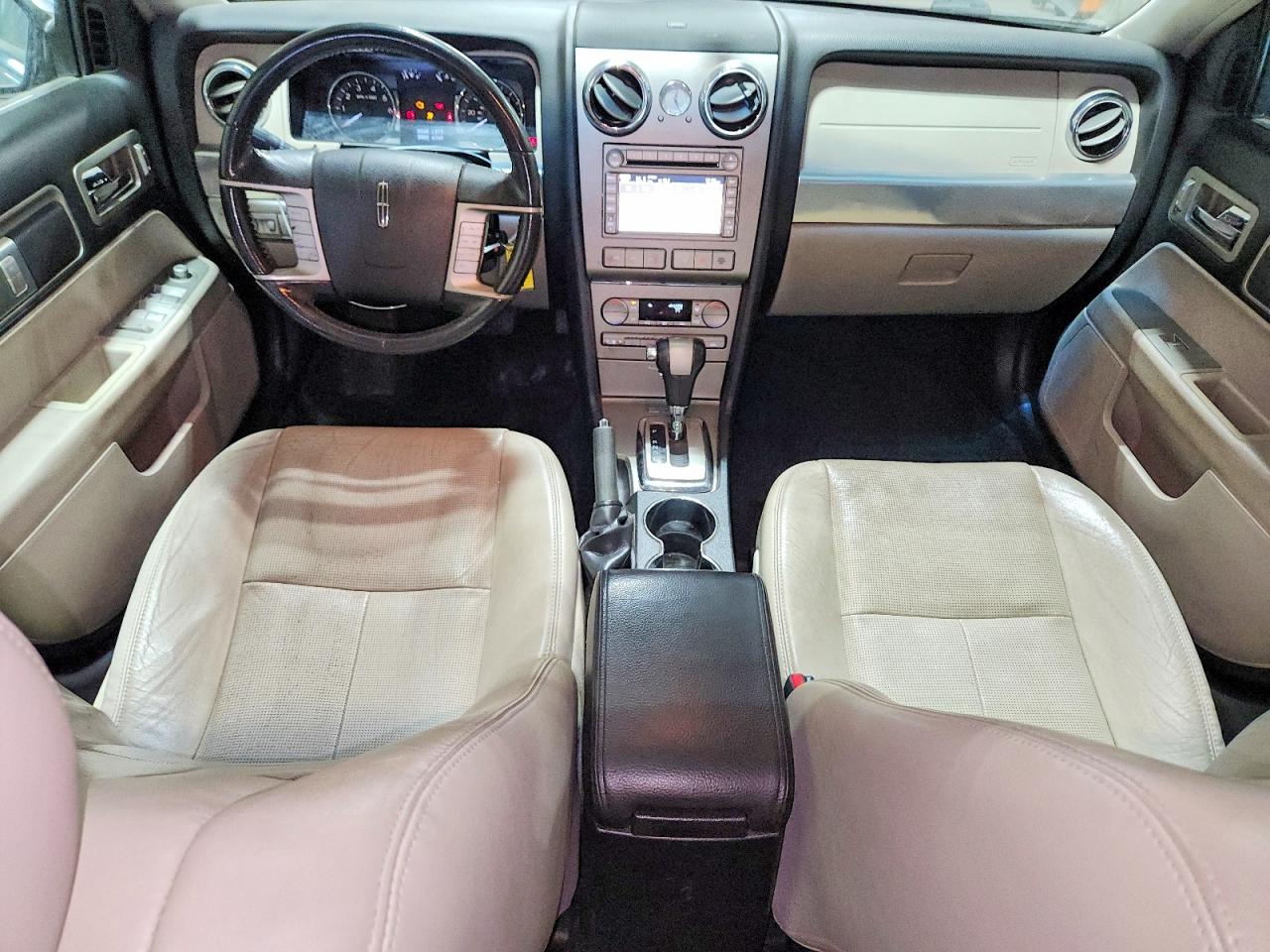 2008 Lincoln Mkz Серебряный vin: 3LNHM28T68R642084